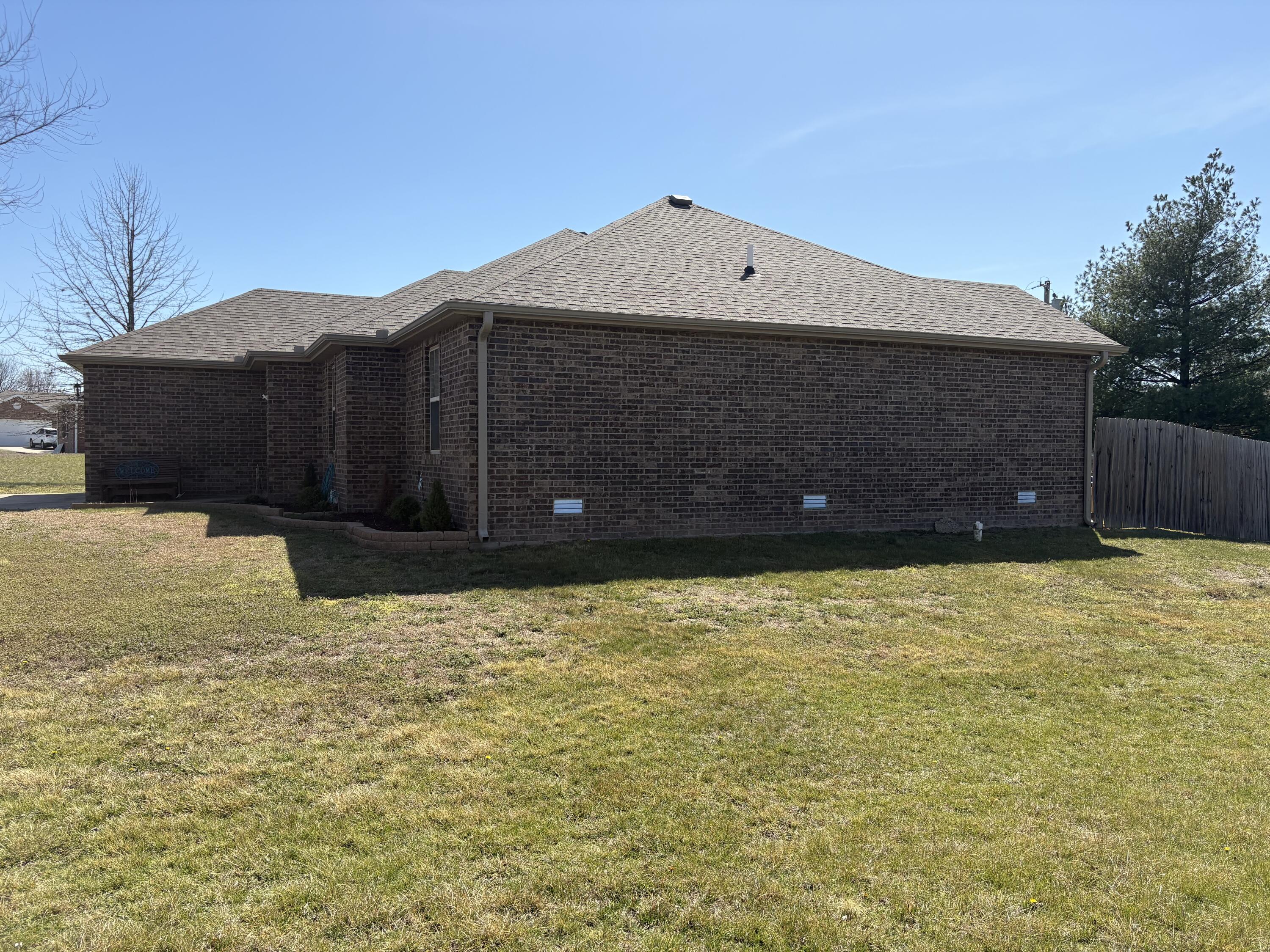 406 Todd Lane Property Photo 7