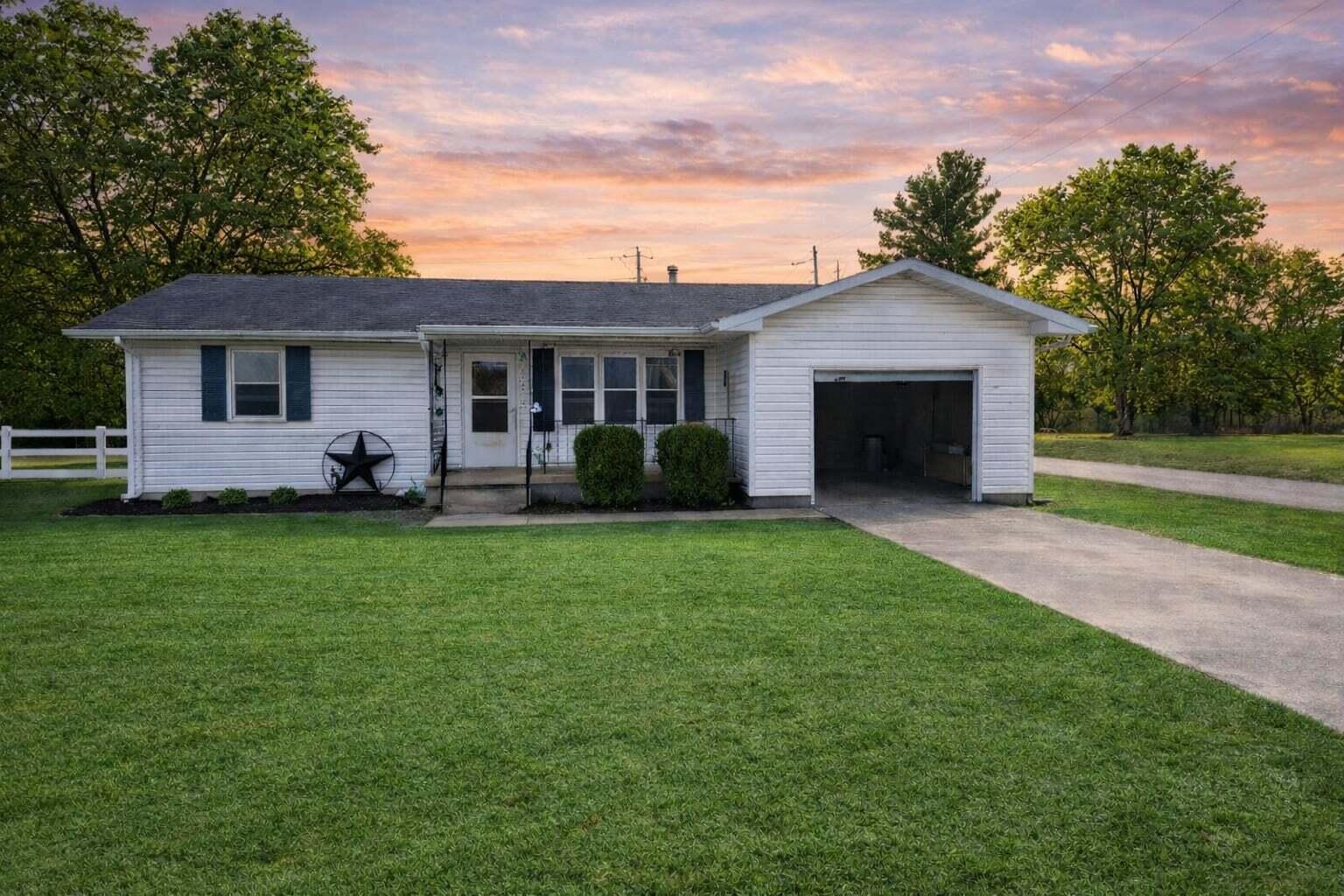 812 Alberta Street Property Photo 1