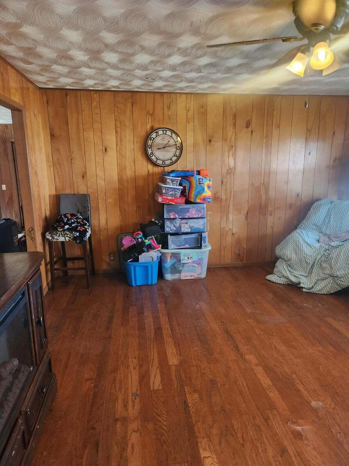 812 Alberta Street Property Photo 5