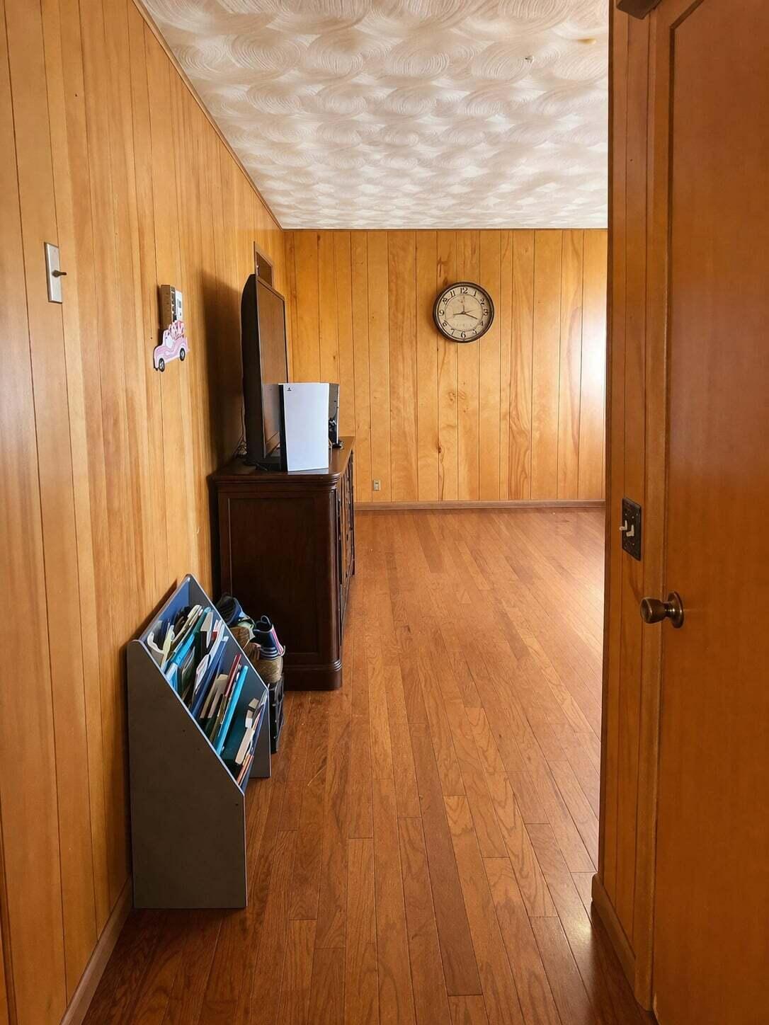 812 Alberta Street Property Photo 9