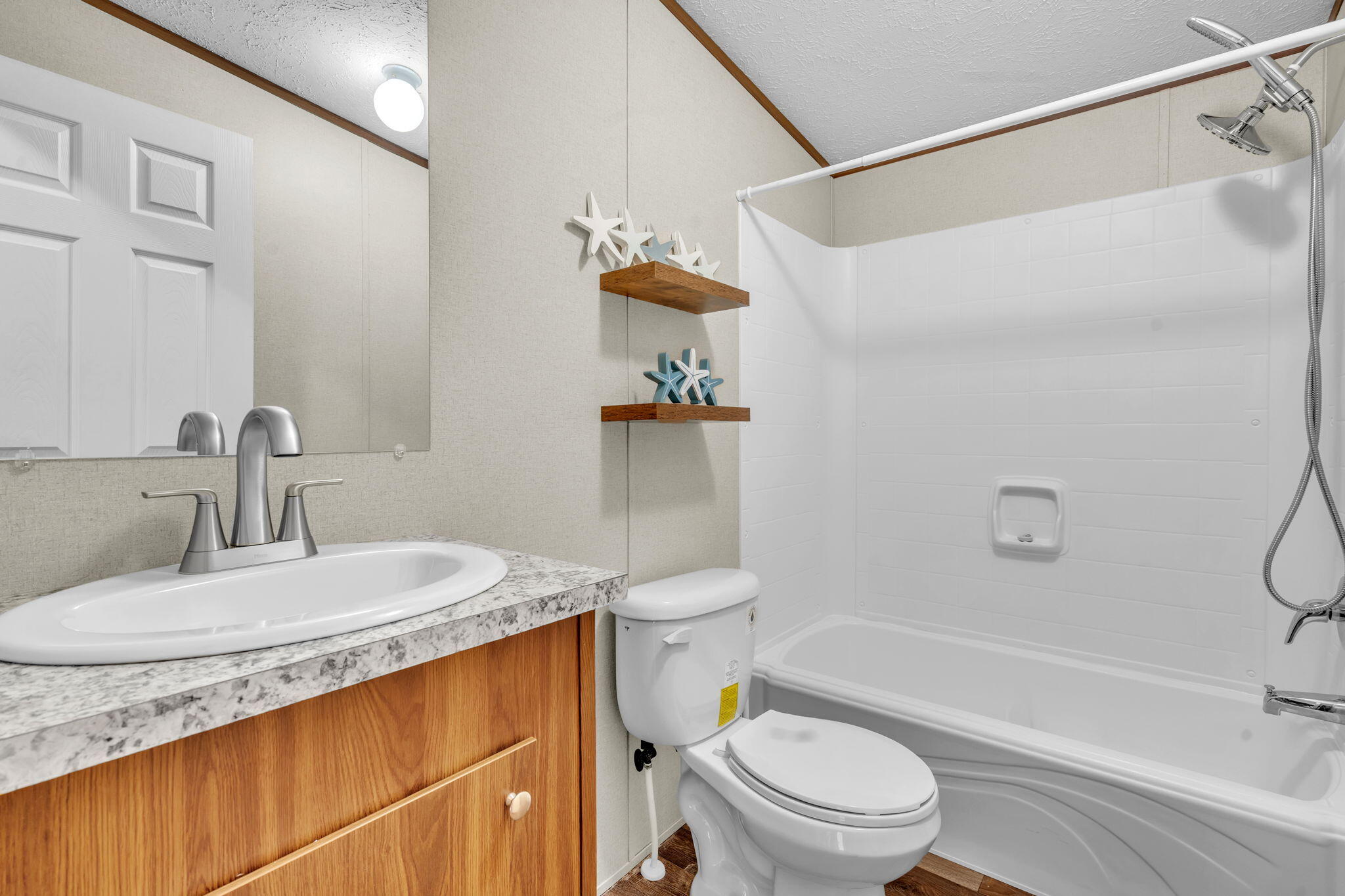 145 Grand Avenue Property Photo 15