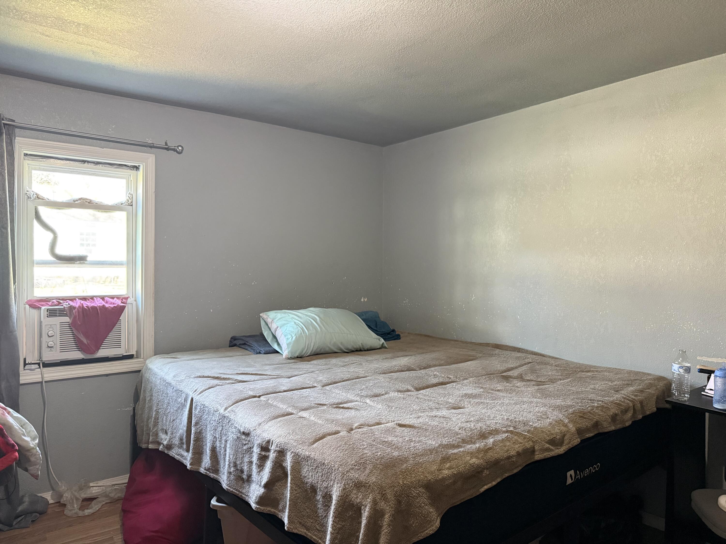 134 West Lee Street Property Photo 10