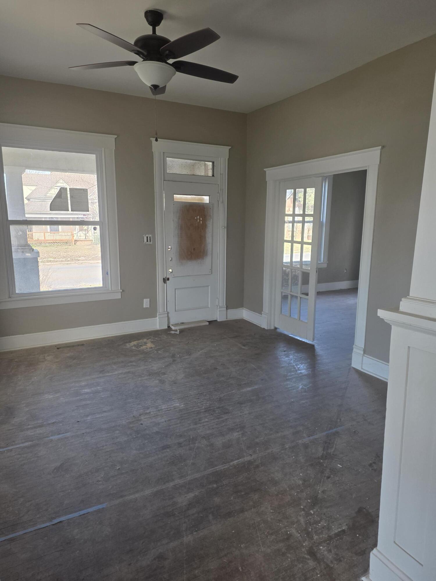 812 North Grant Avenue Property Photo 11