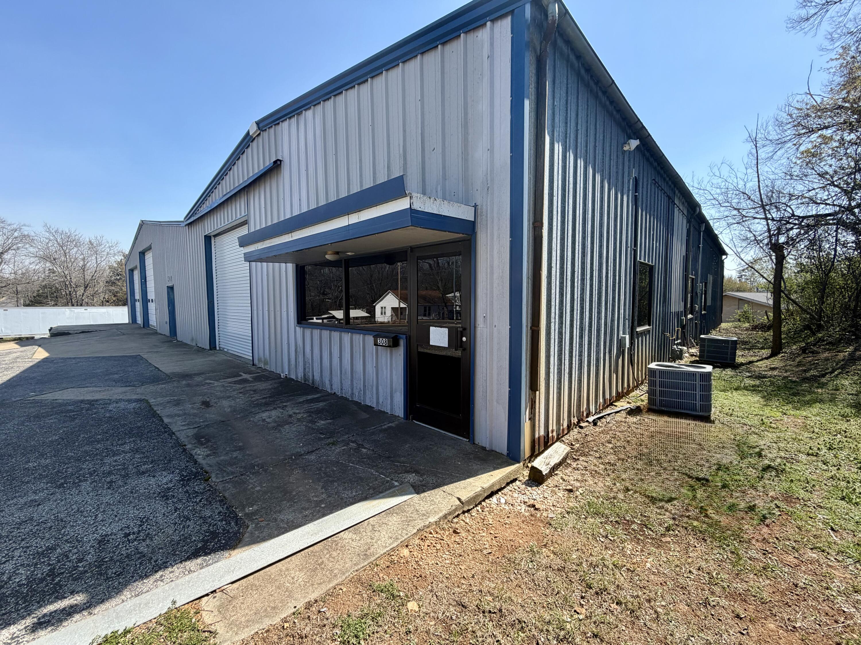 308 Myrtle Street Property Photo 2