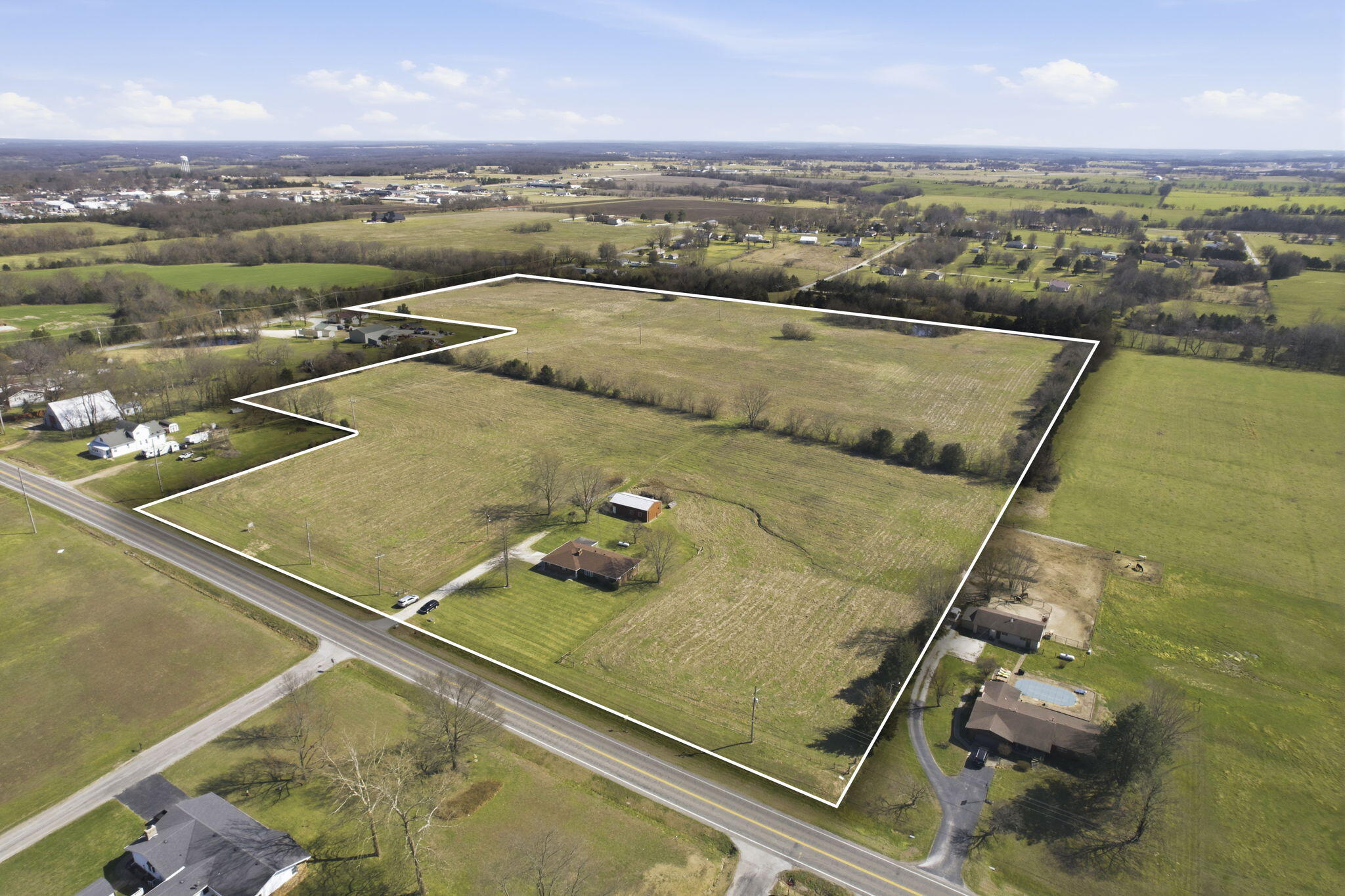 336 State Highway 32 Property Photo 4