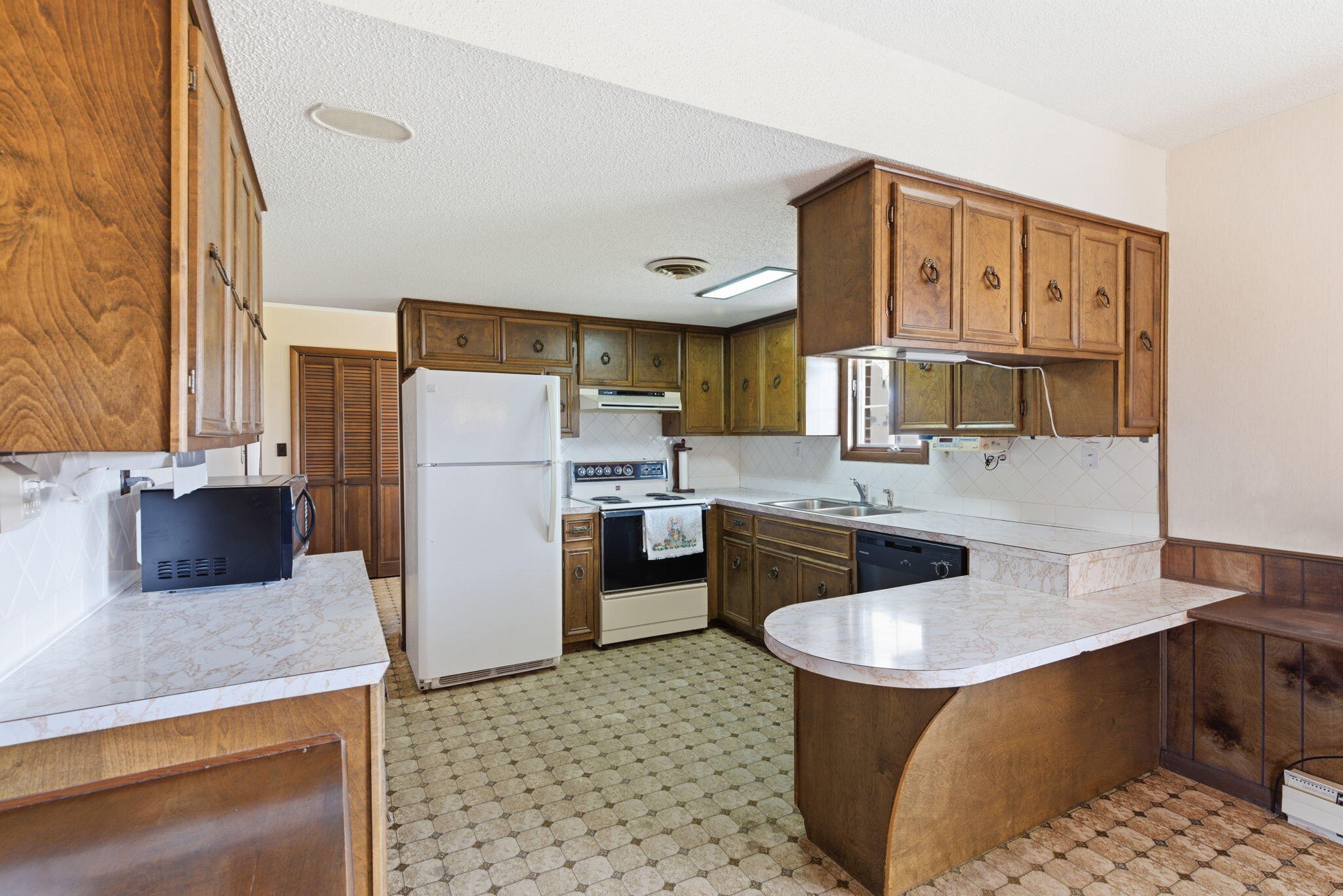 336 State Highway 32 Property Photo 13