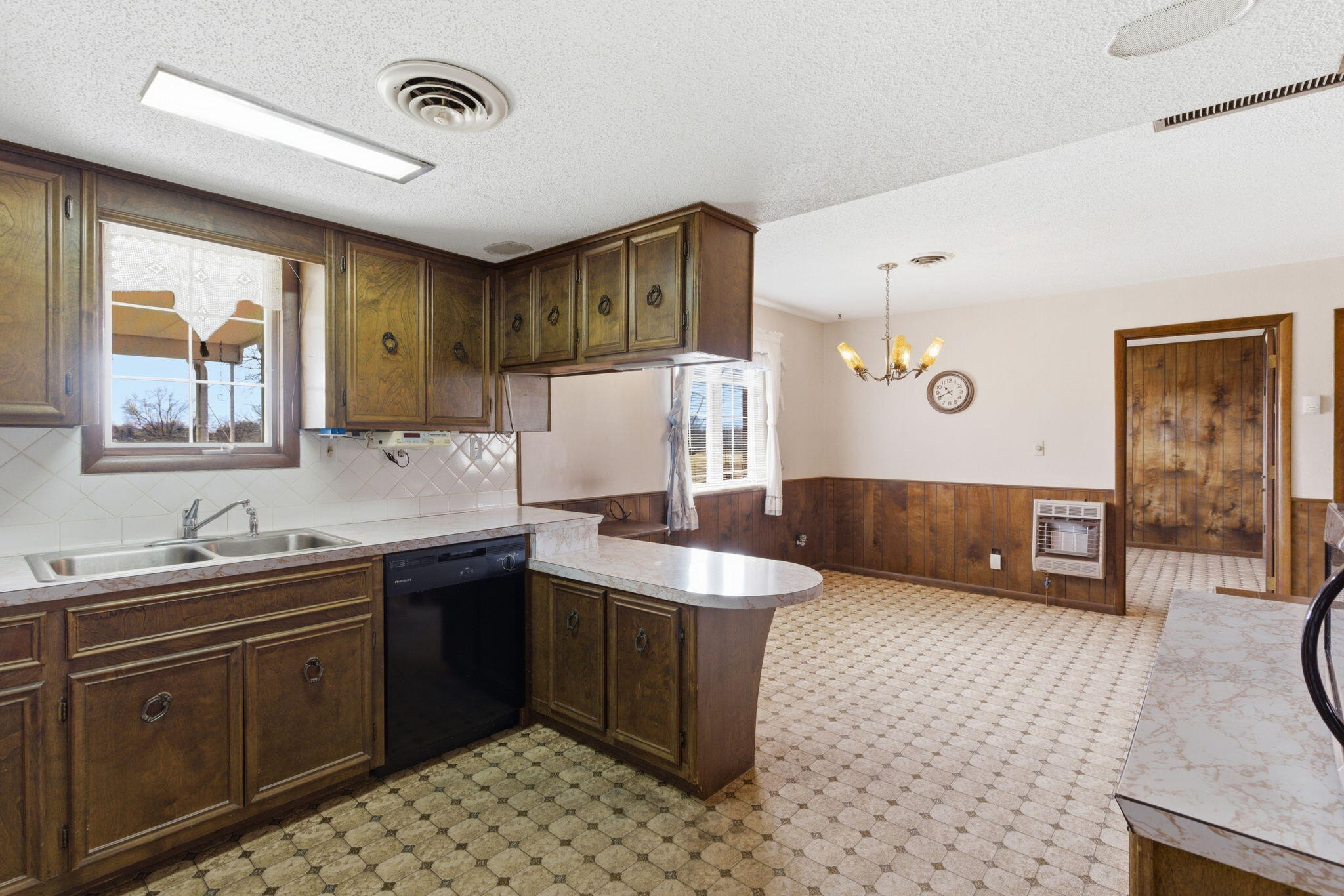 336 State Highway 32 Property Photo 16