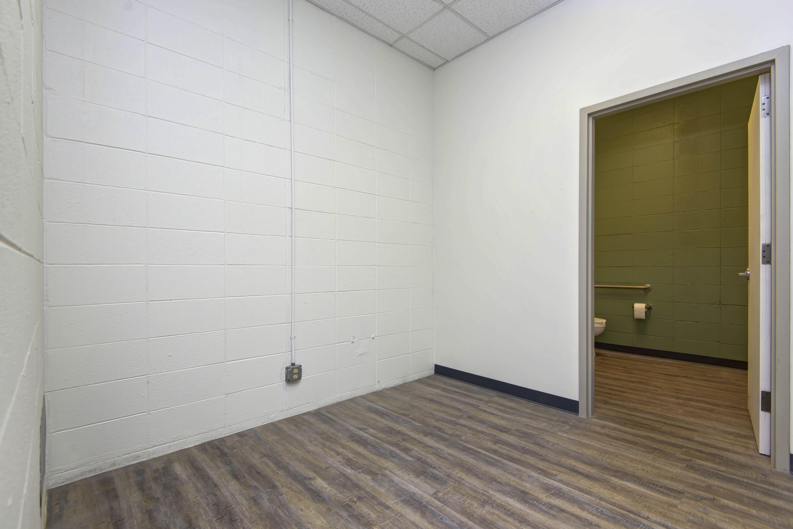 3857 South Campbell Avenue C&d Property Photo 19