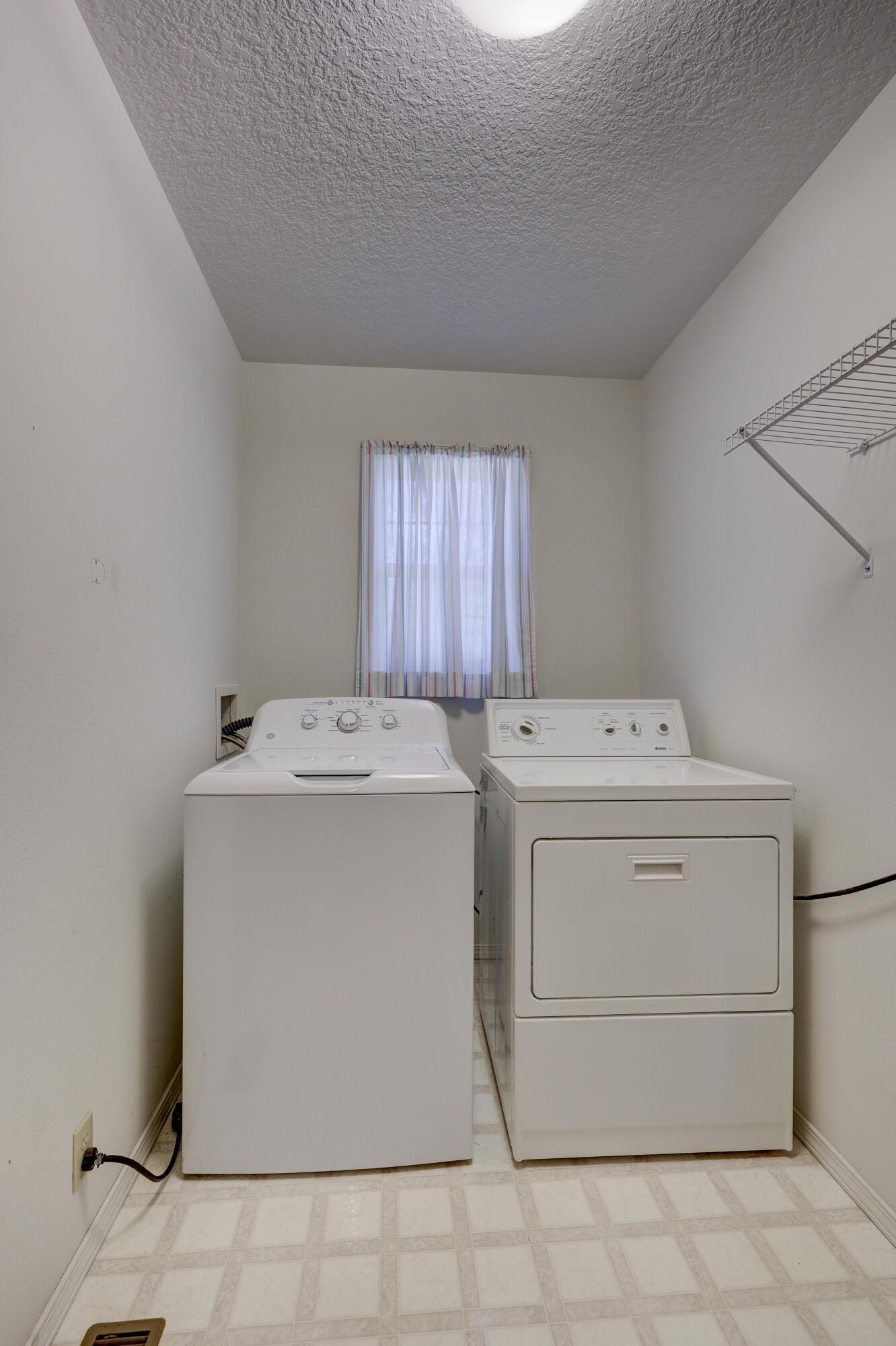 1411 Gold Stream Drive Property Photo 14