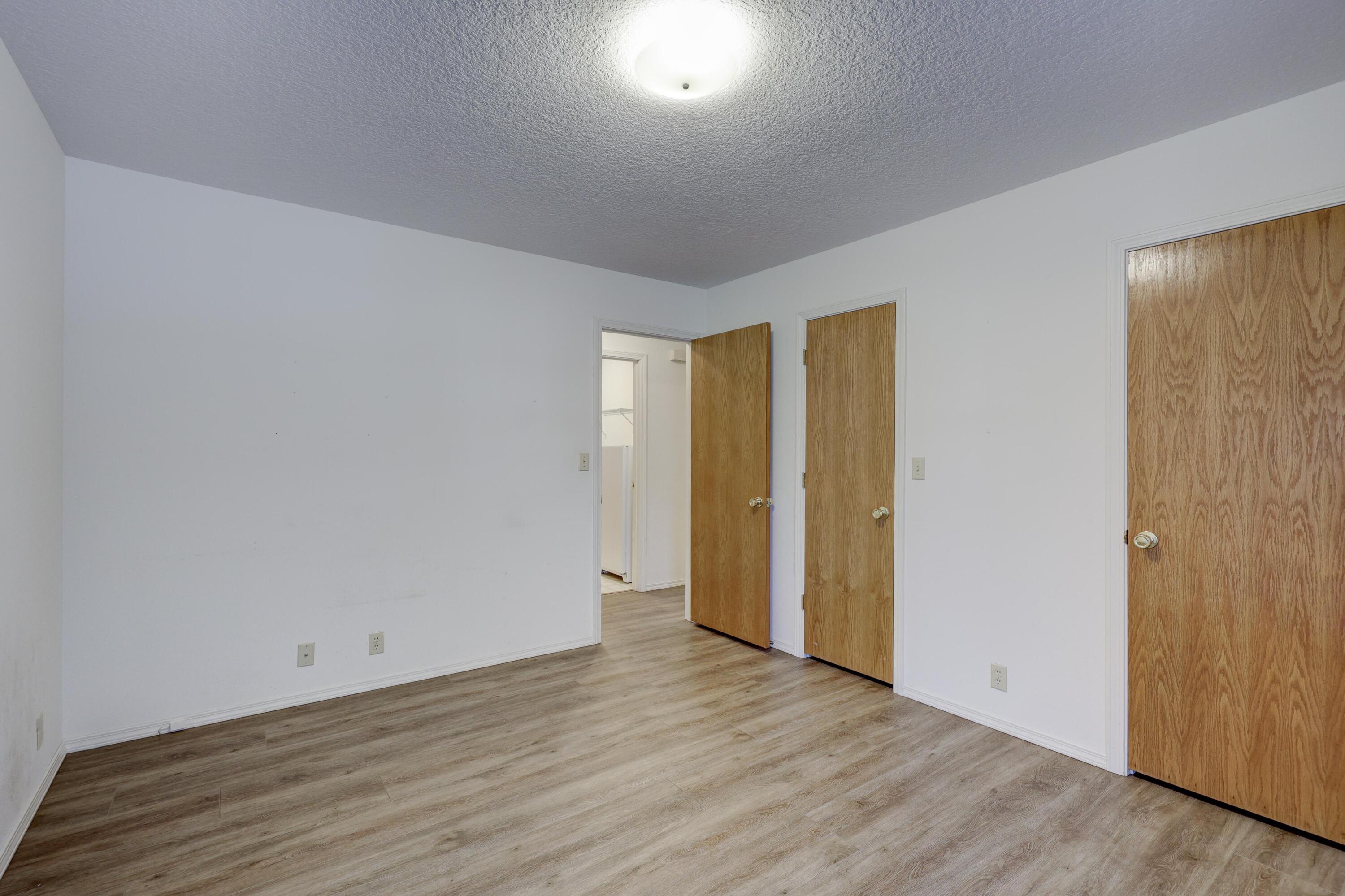 1411 Gold Stream Drive Property Photo 18