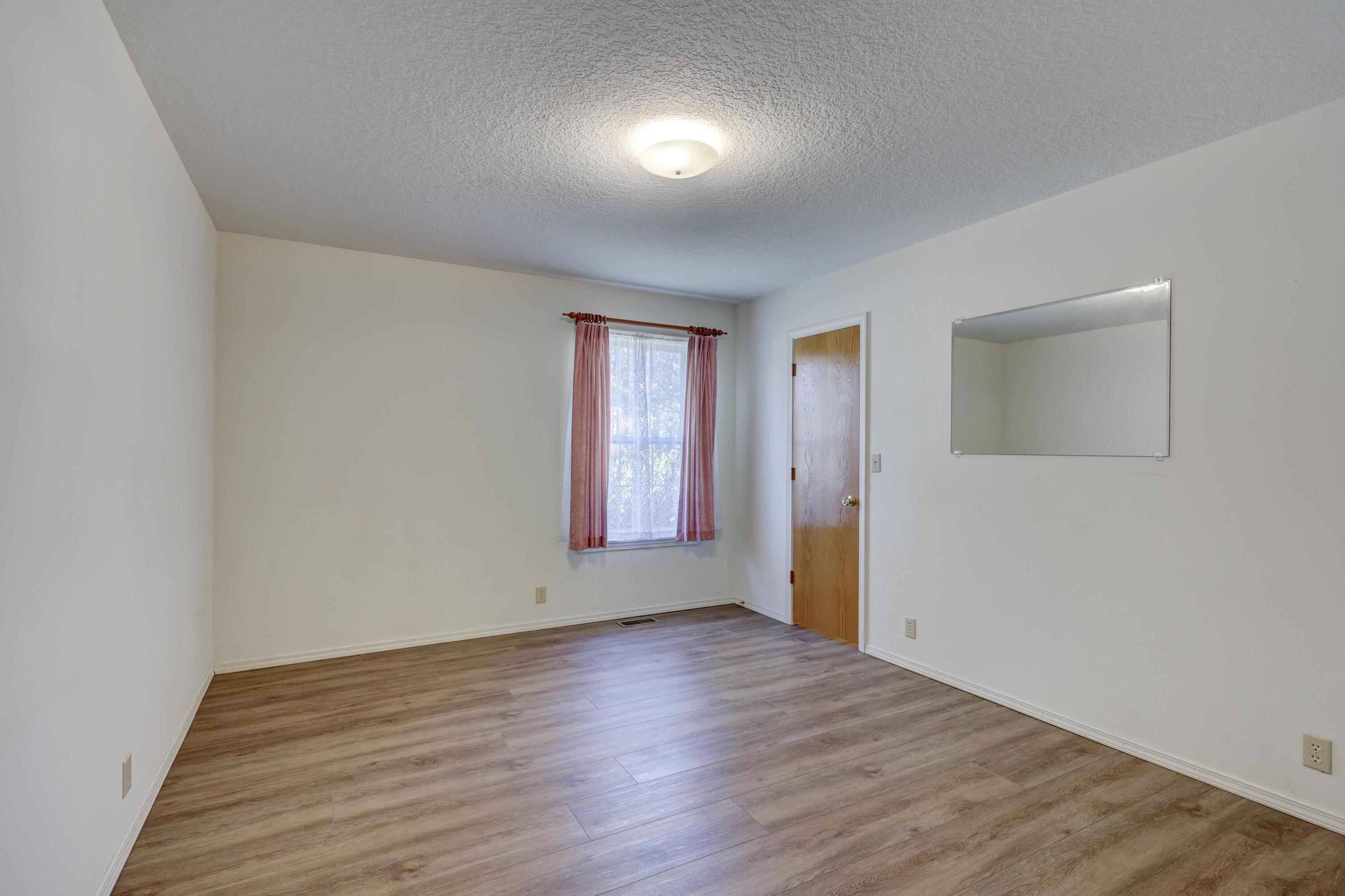 1411 Gold Stream Drive Property Photo 22