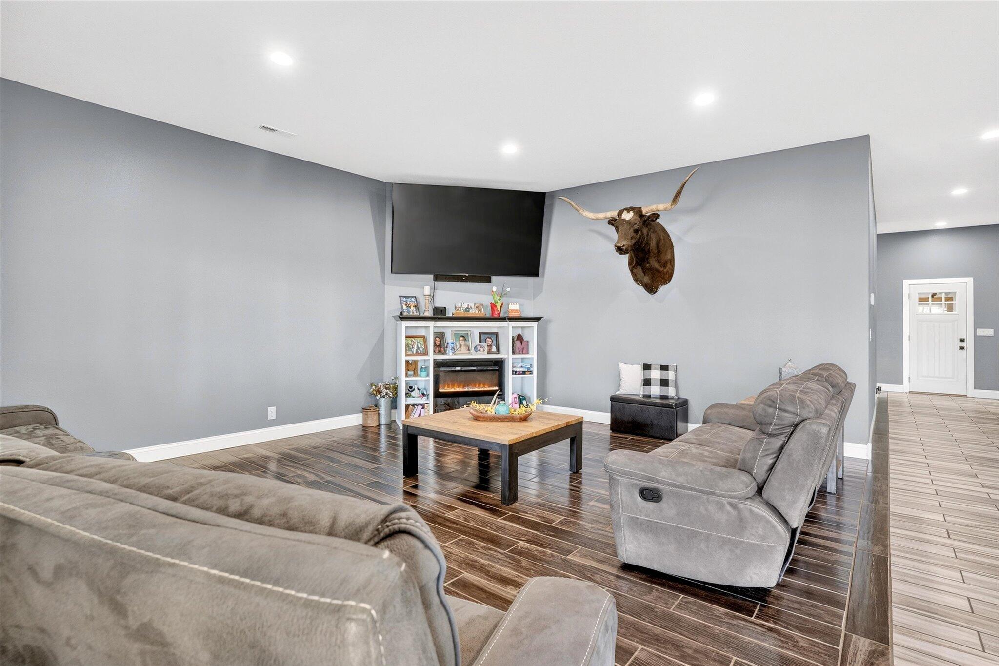 60319074 Property Photo 7