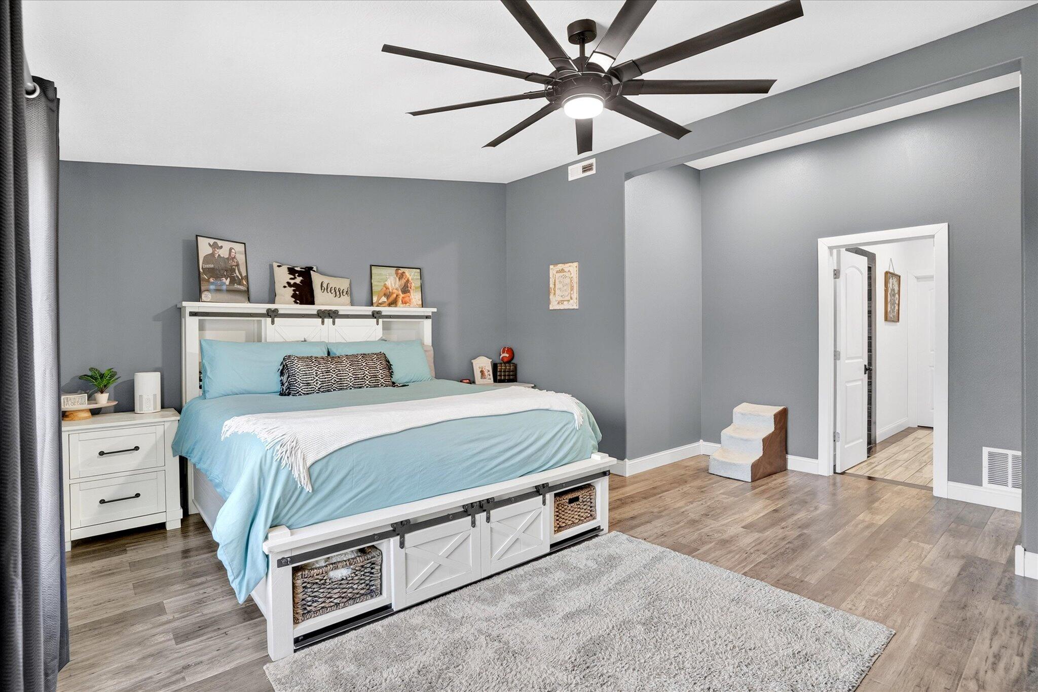 60319074 Property Photo 24