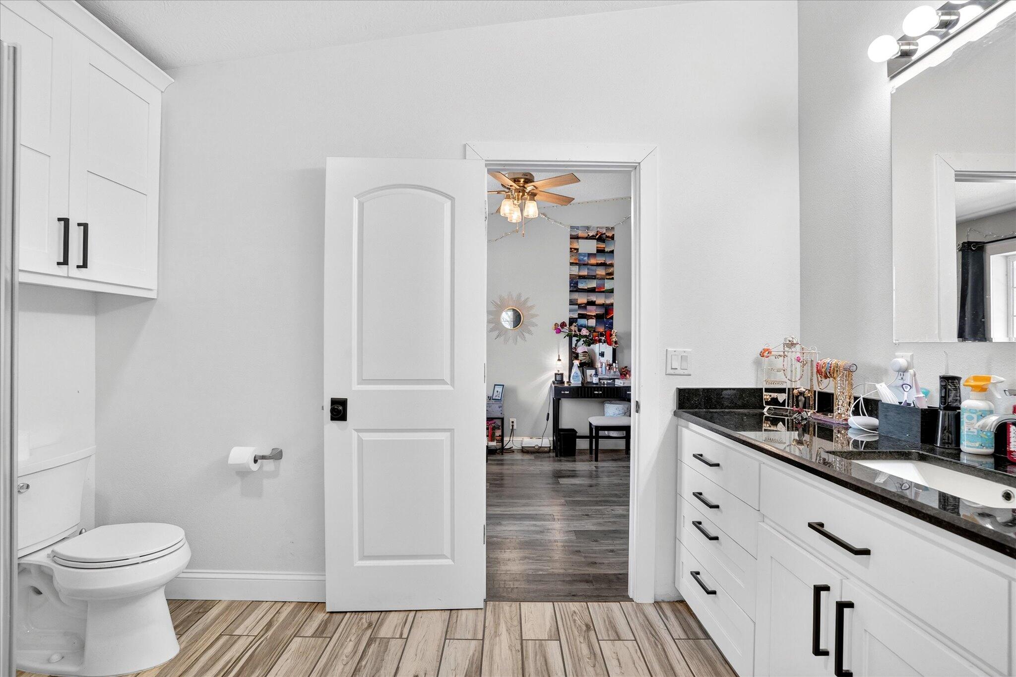 60319074 Property Photo 49