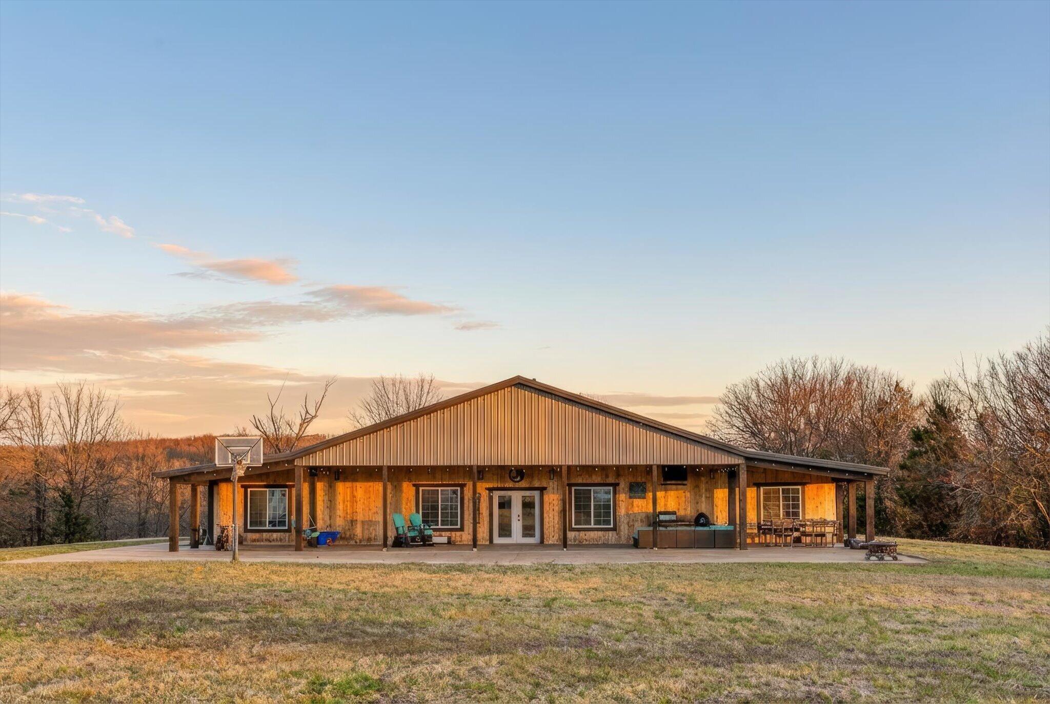 60319074 Property Photo 75