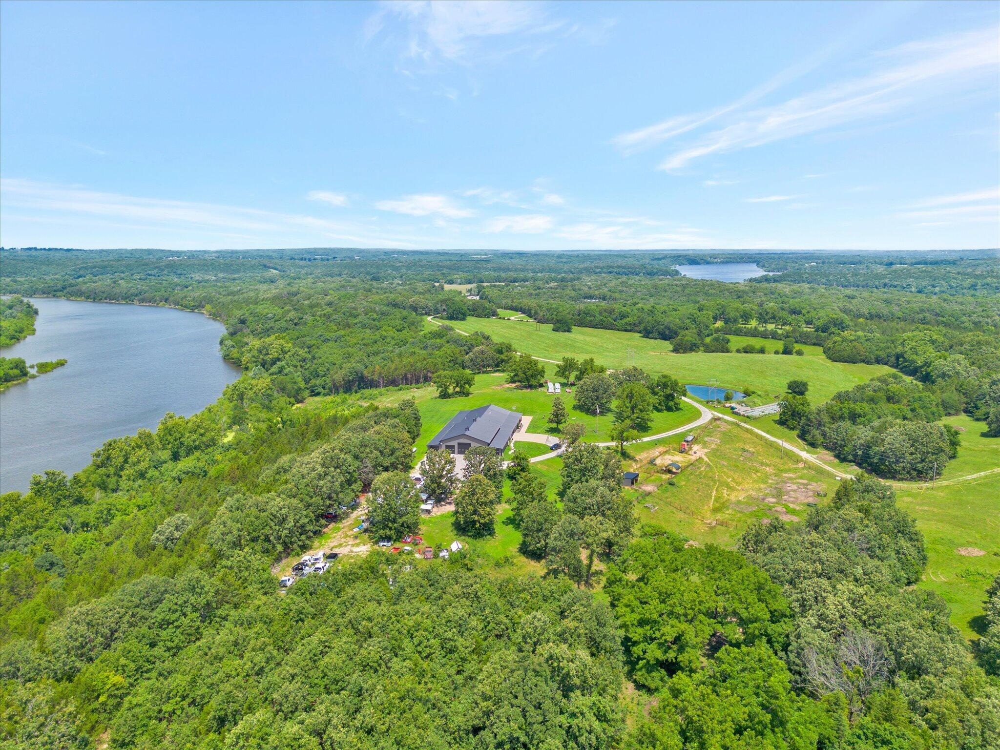 60319074 Property Photo 86