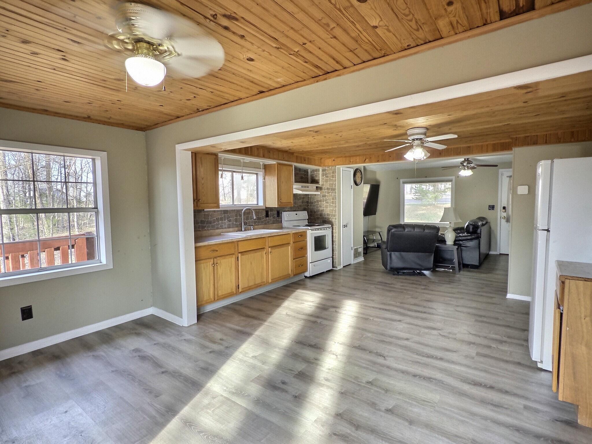 3133 M Highway Property Photo 8