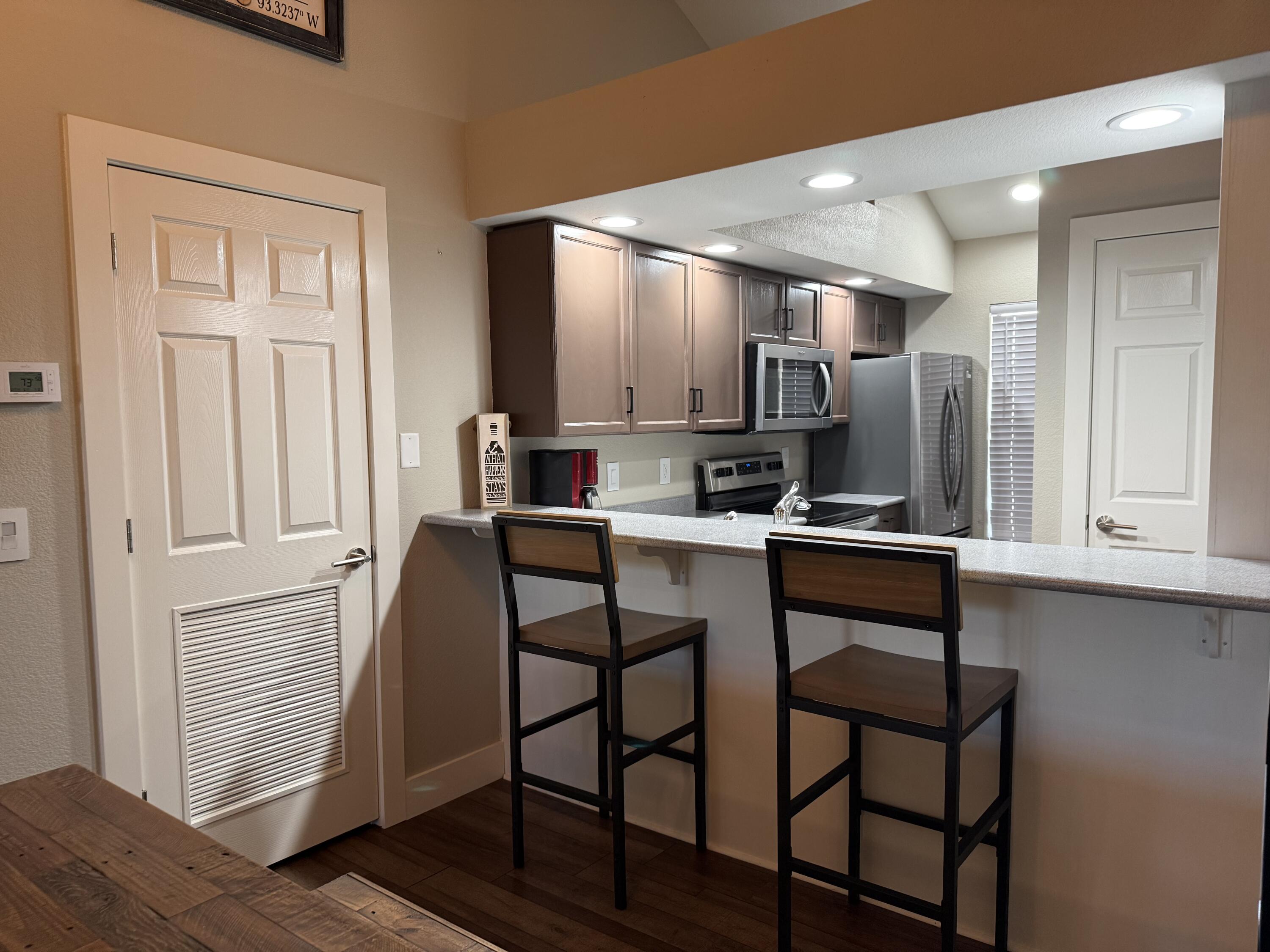 215 Lower Emerald Bay Circle 8 Property Photo 10