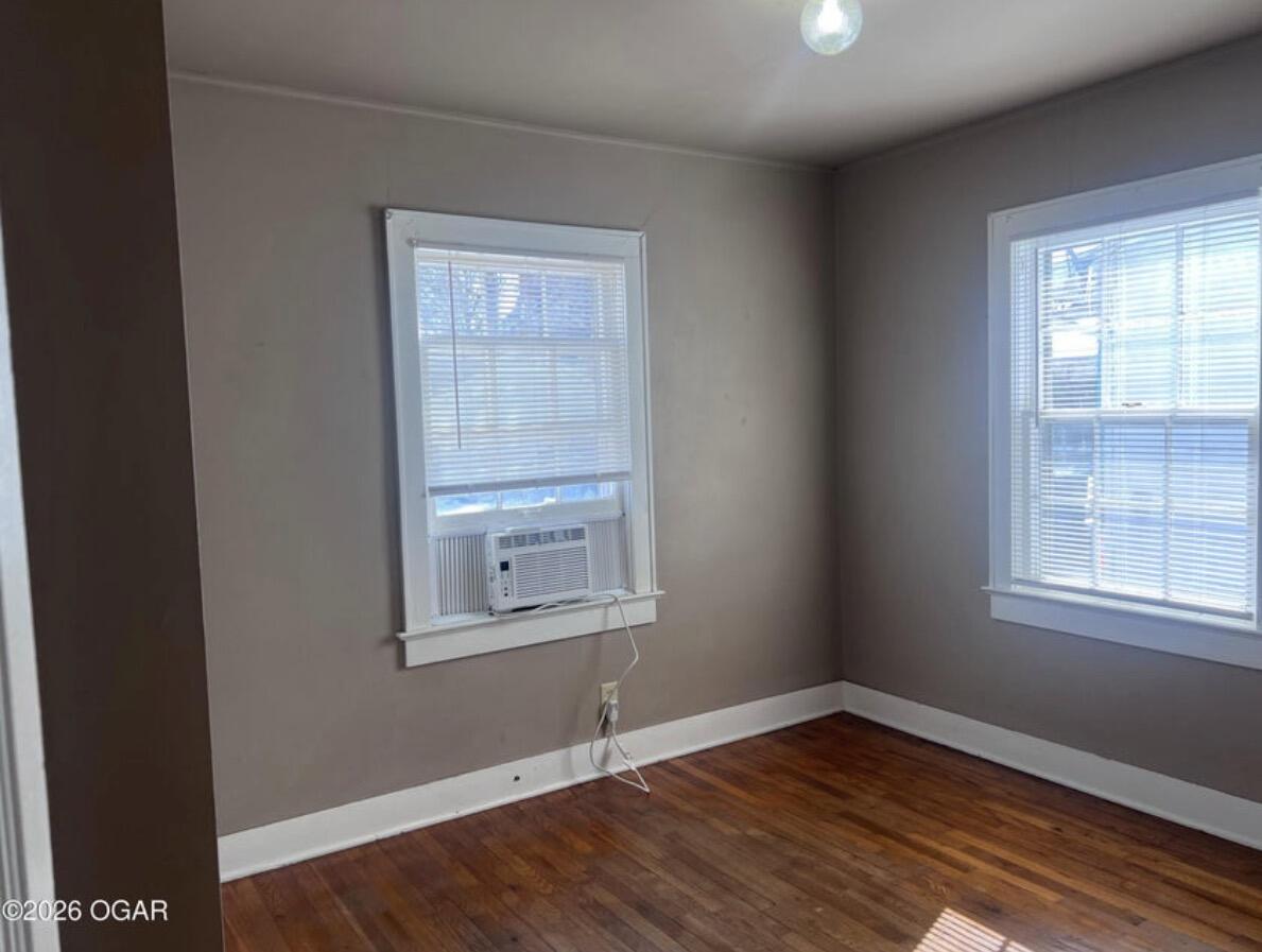 1144 South Main Street Property Photo 8