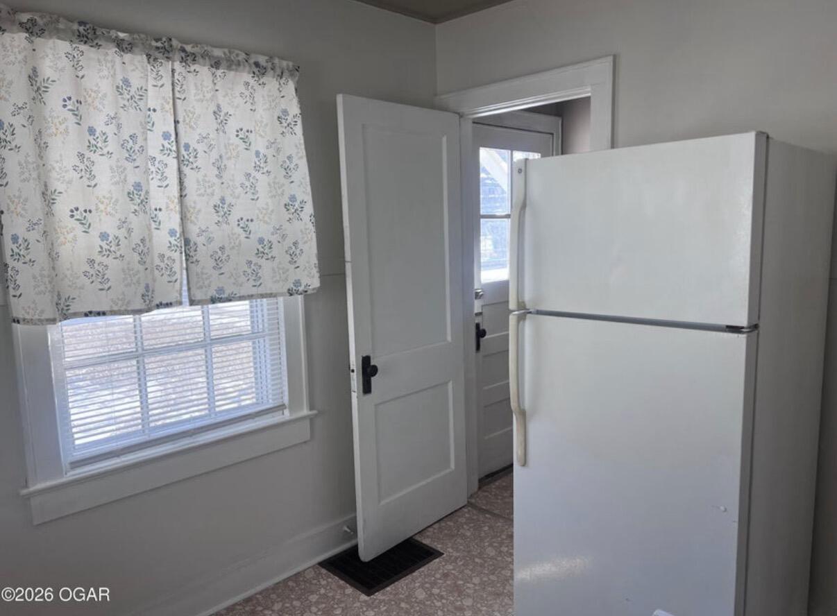 1144 South Main Street Property Photo 16
