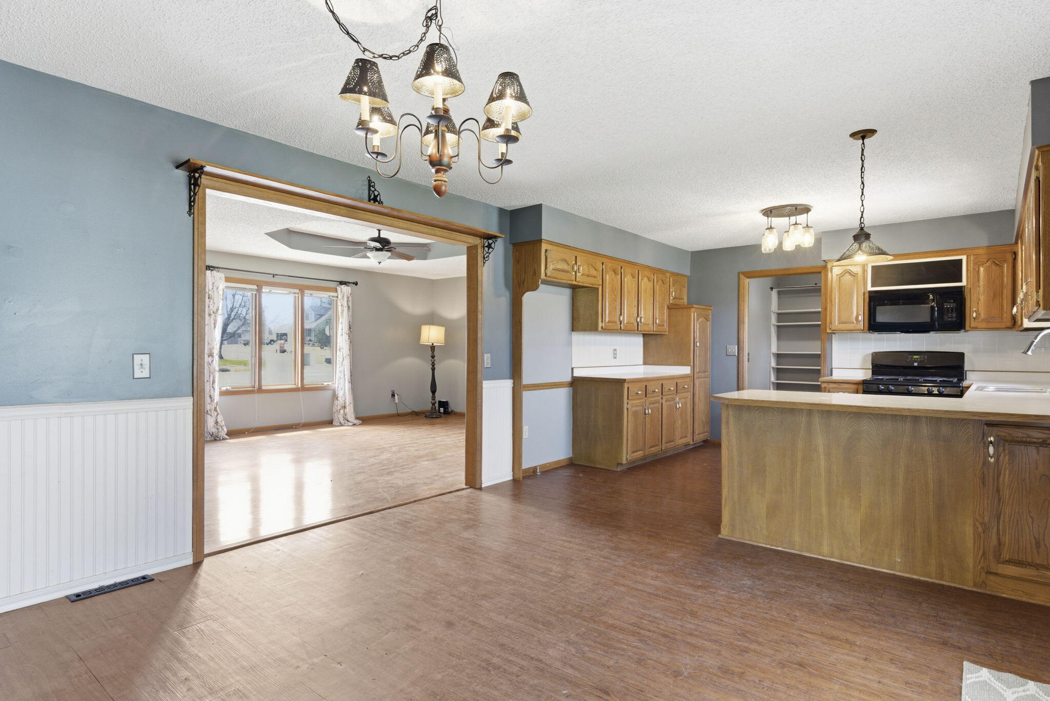 1405 Hereford Drive Property Photo 6