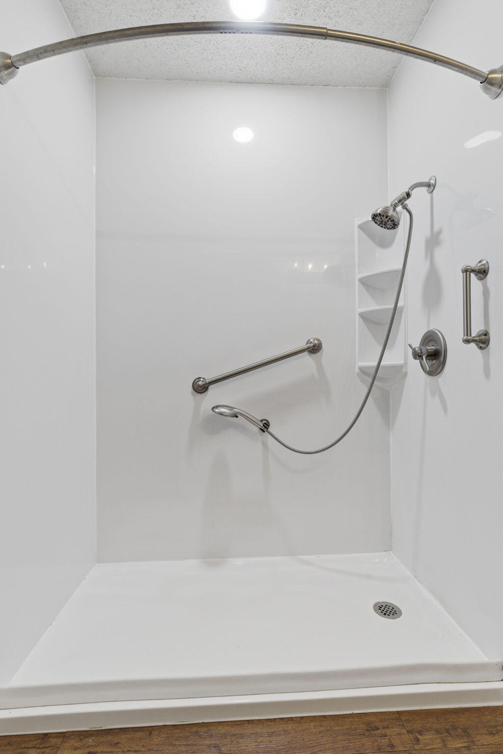 1405 Hereford Drive Property Photo 12