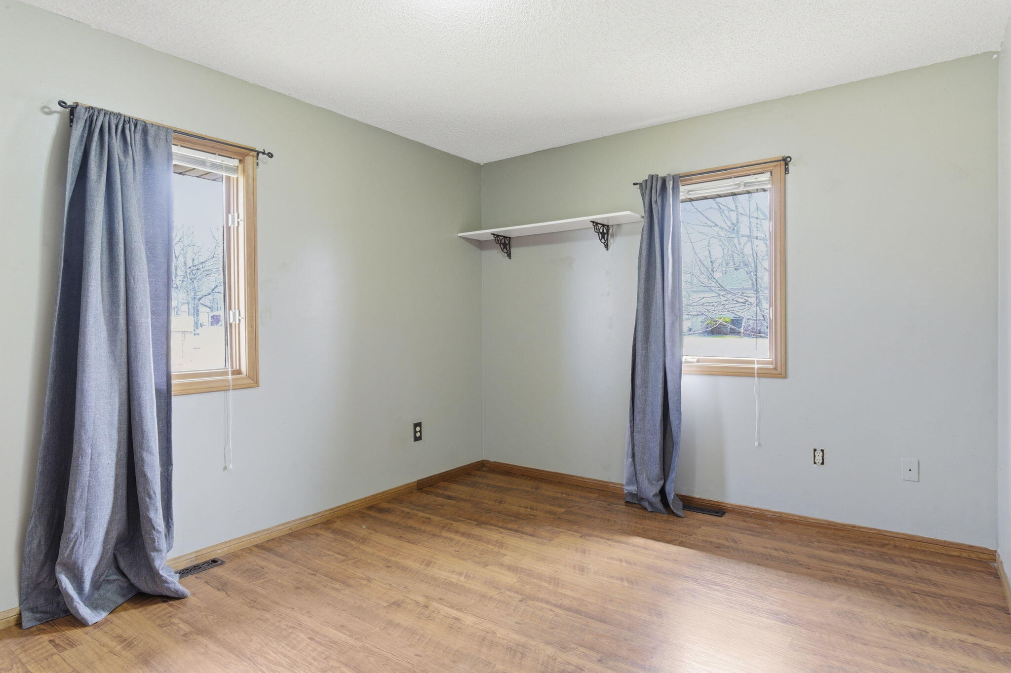 1405 Hereford Drive Property Photo 13