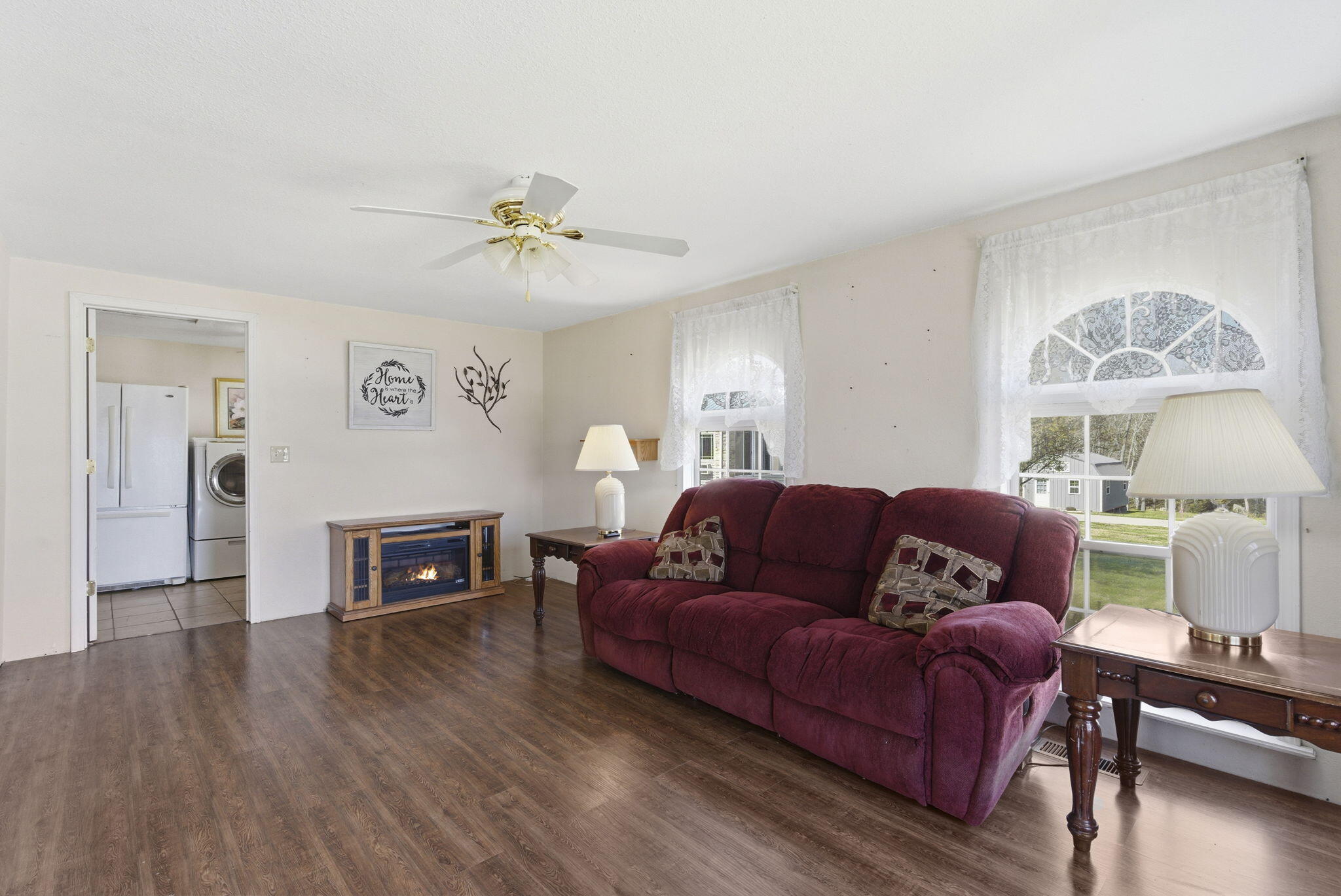 209 Lake Circle Drive Property Photo 11