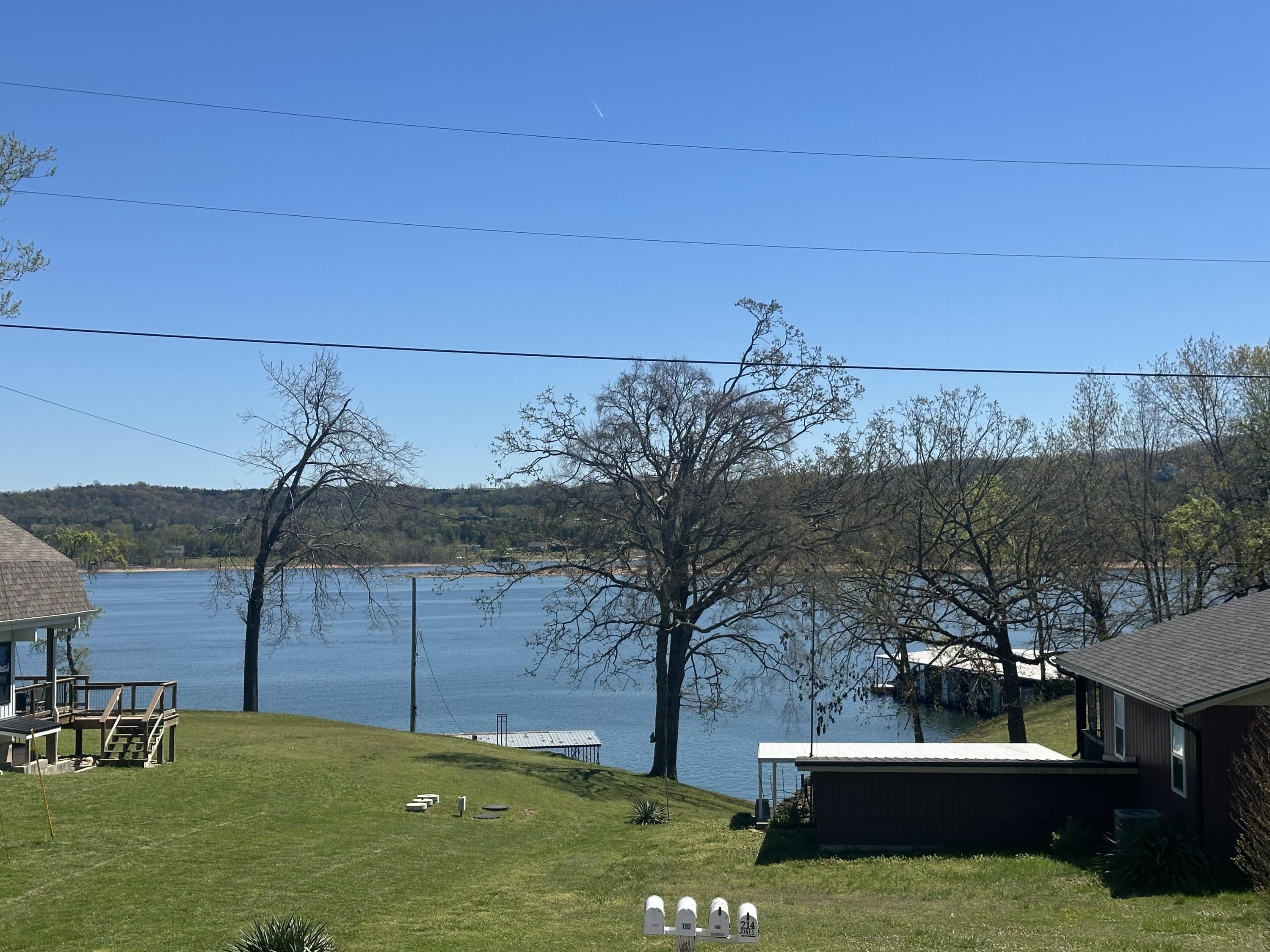 209 Lake Circle Drive Property Photo 19