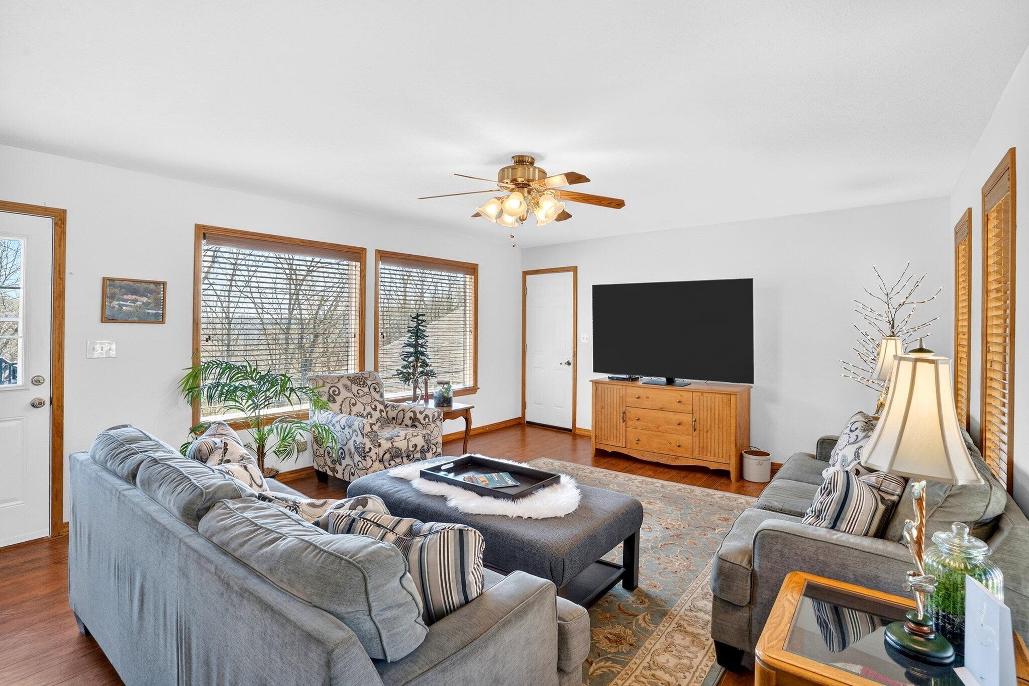 1496 State Highway Y Property Photo 15