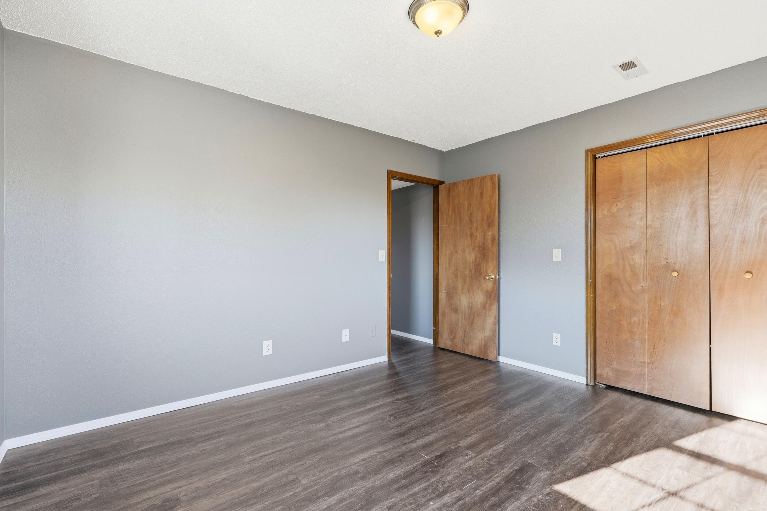 60319202 Property Photo 17
