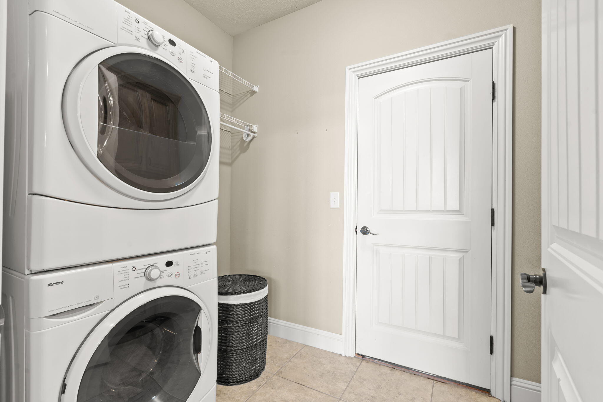 512 Silverwood Place Property Photo 40