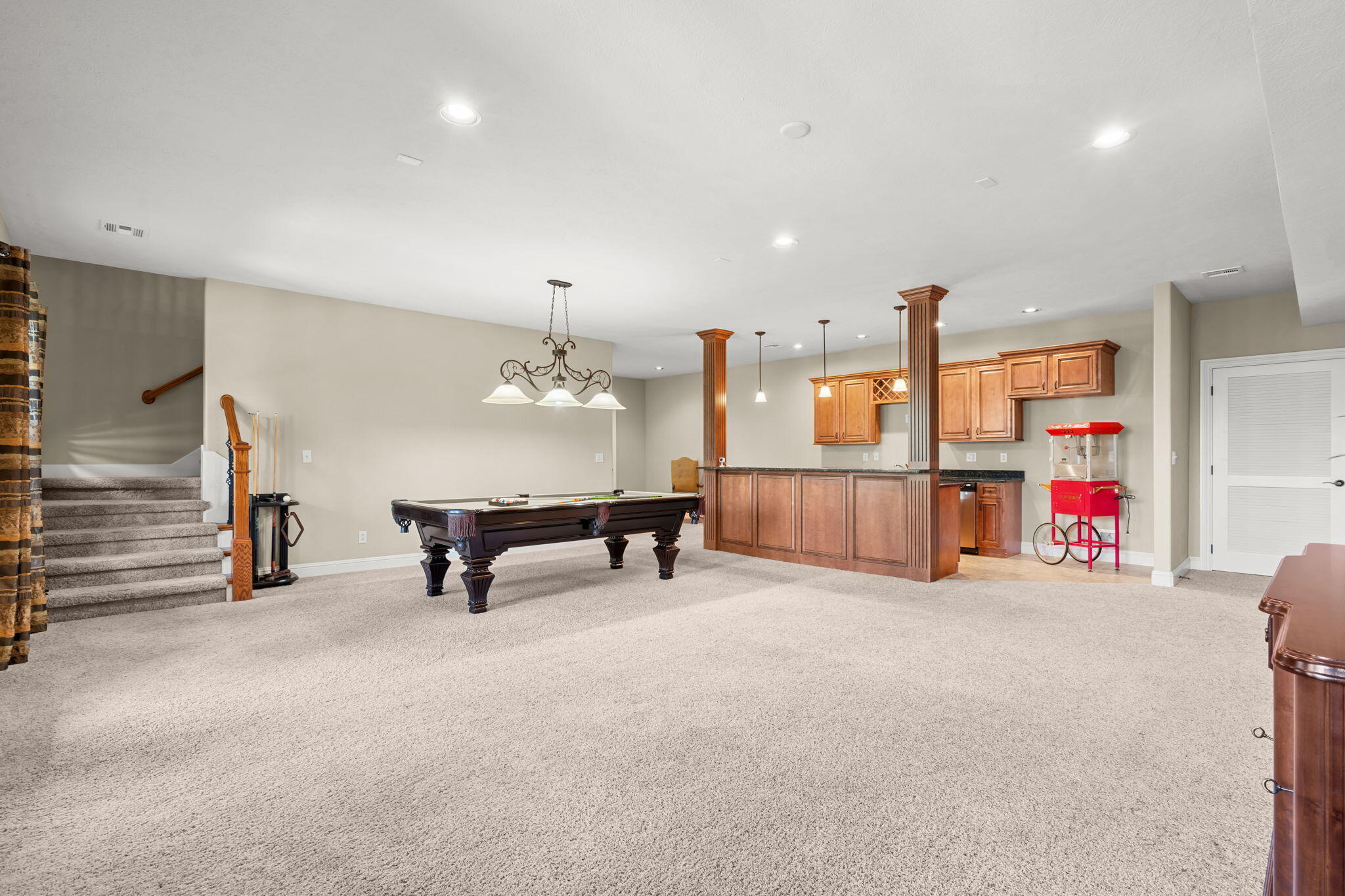 512 Silverwood Place Property Photo 43
