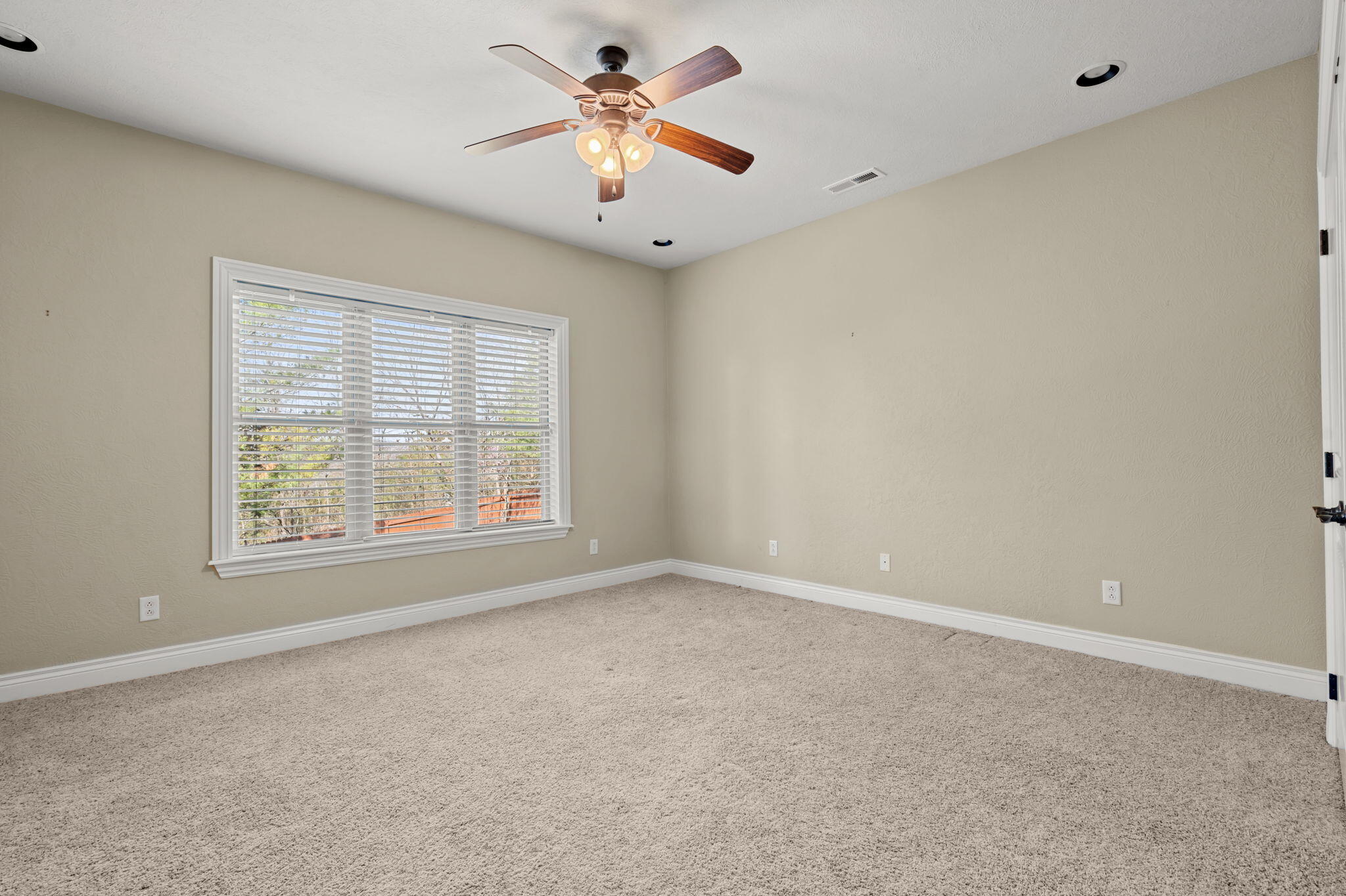 512 Silverwood Place Property Photo 51