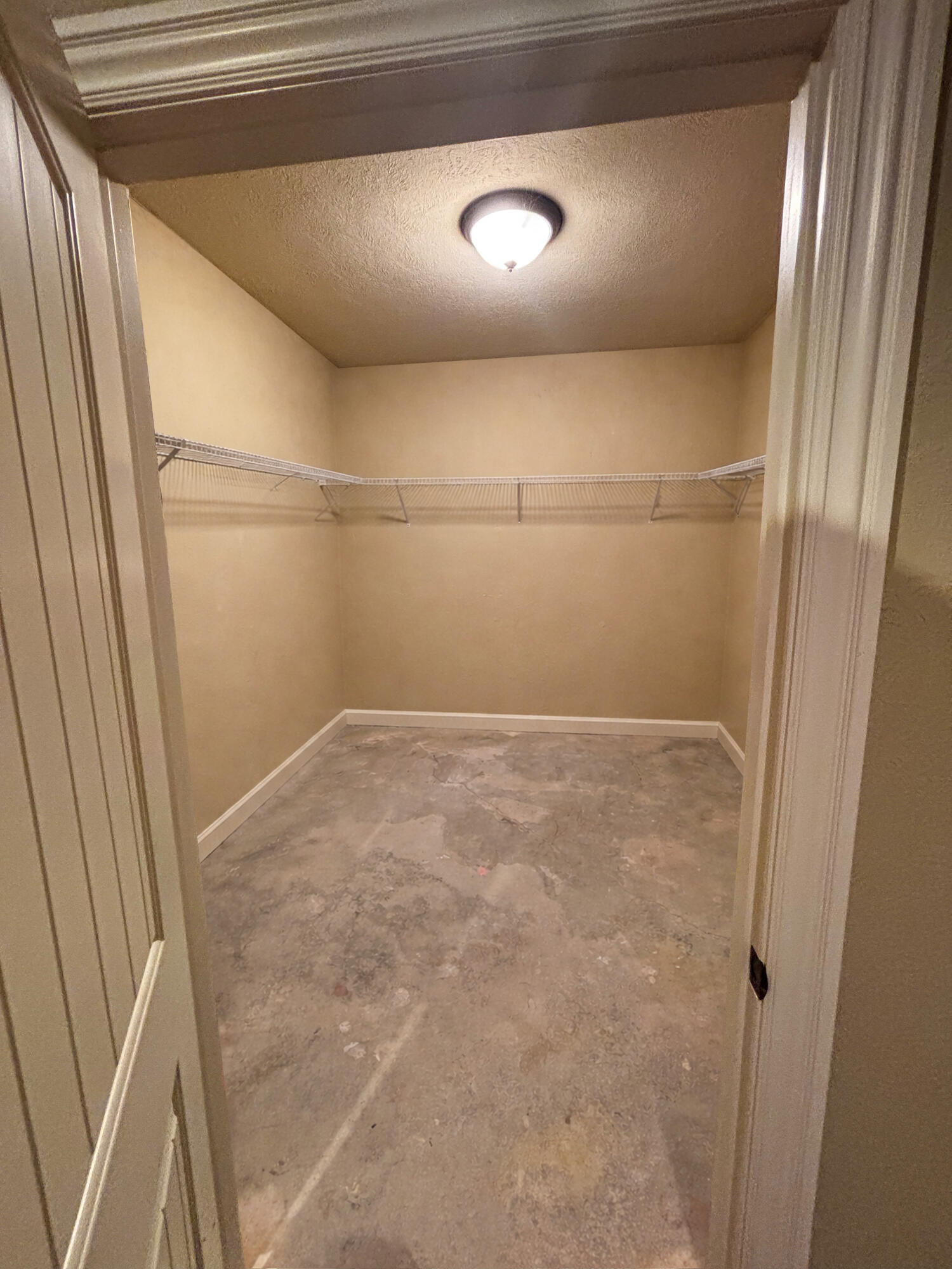 512 Silverwood Place Property Photo 52