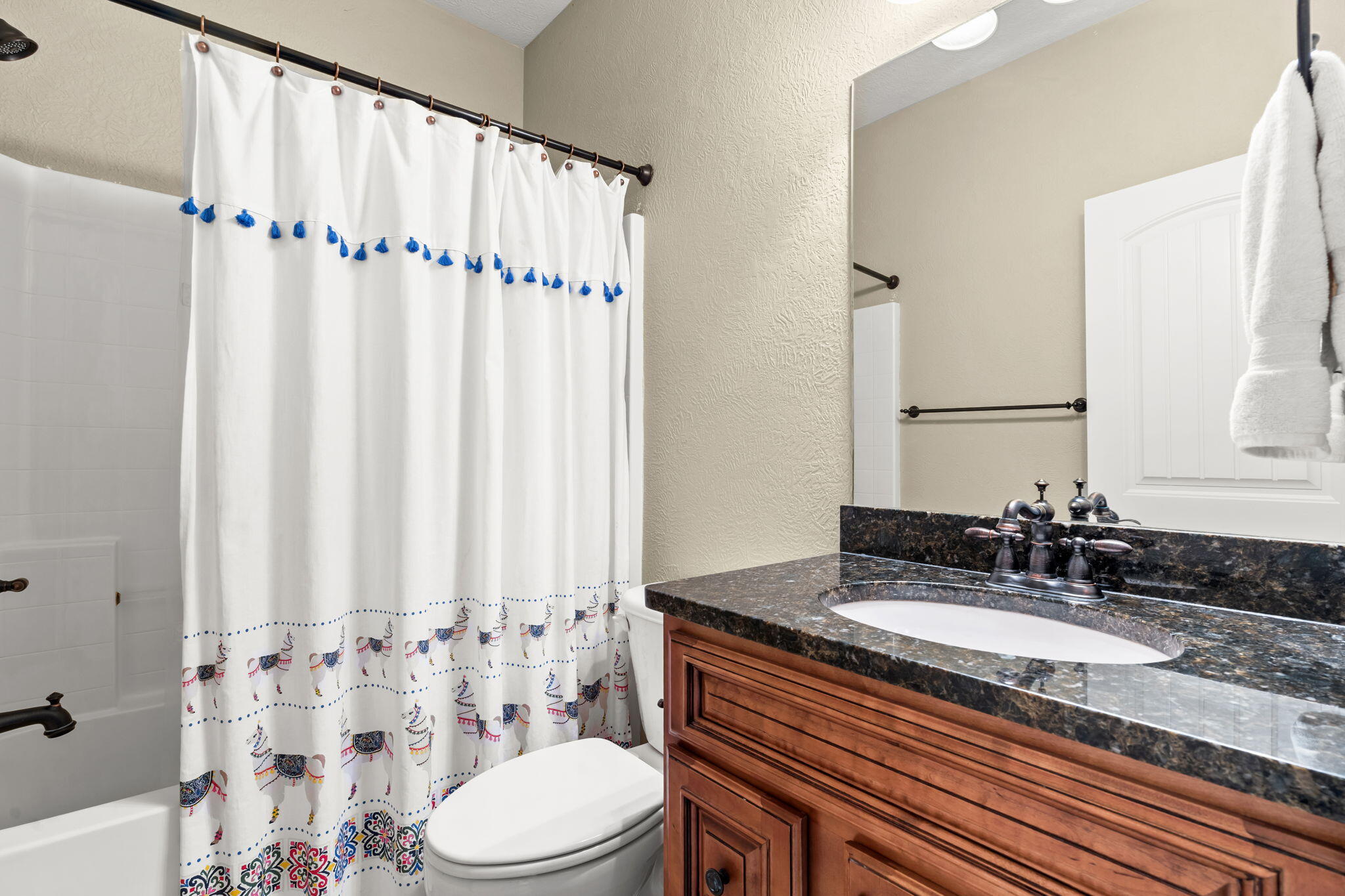 512 Silverwood Place Property Photo 54