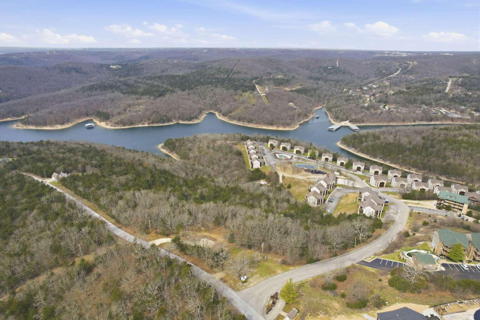 711 Crows Nest Trail Property Photo 14