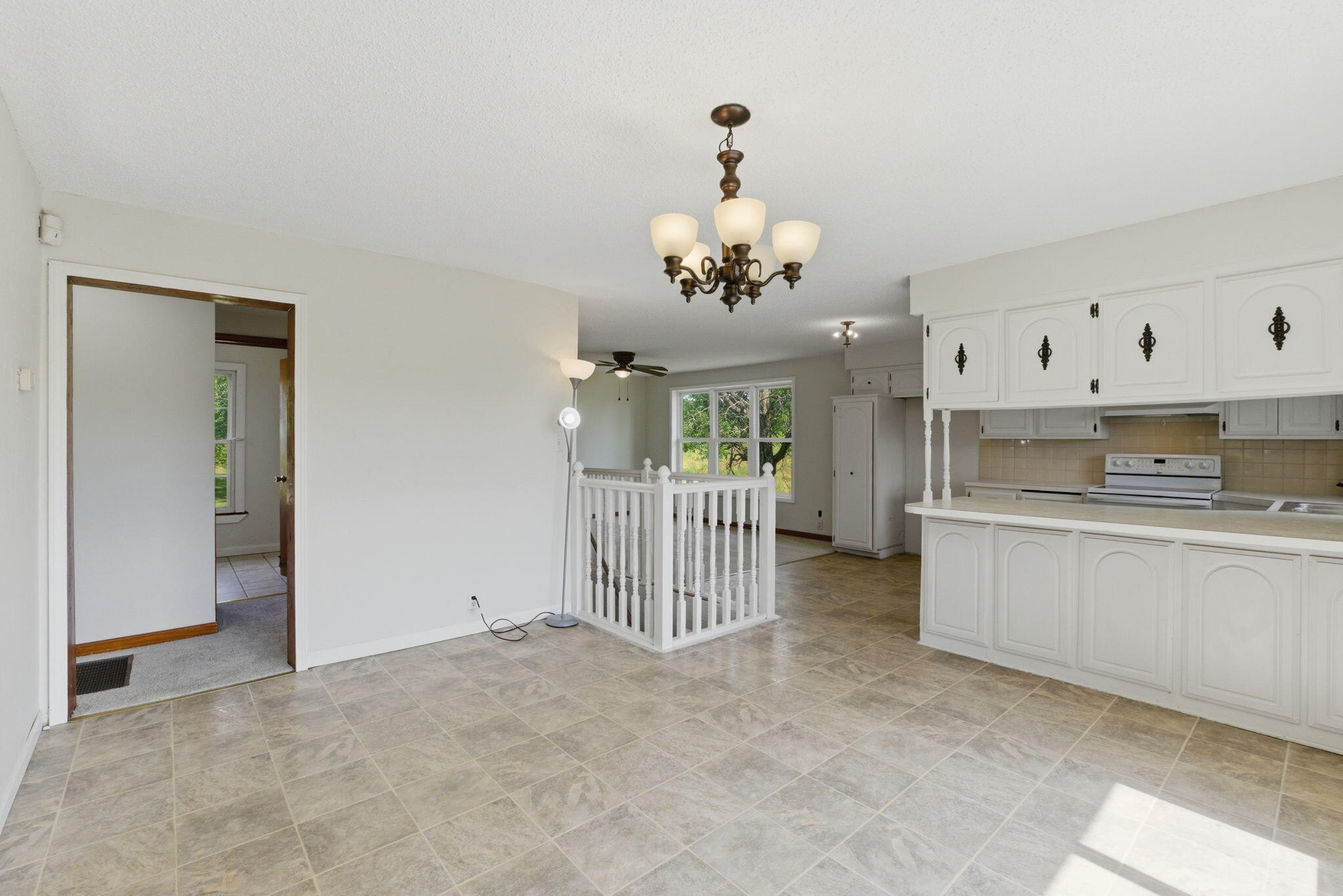 9395 West Odyssey Lane Property Photo 13