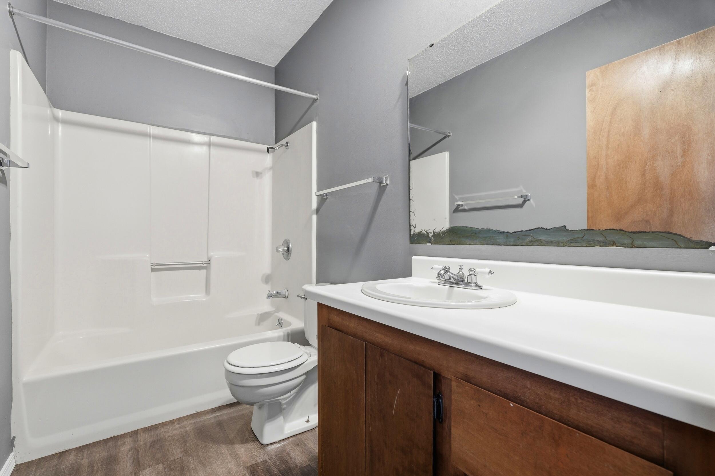1101 Bird Road Property Photo 15