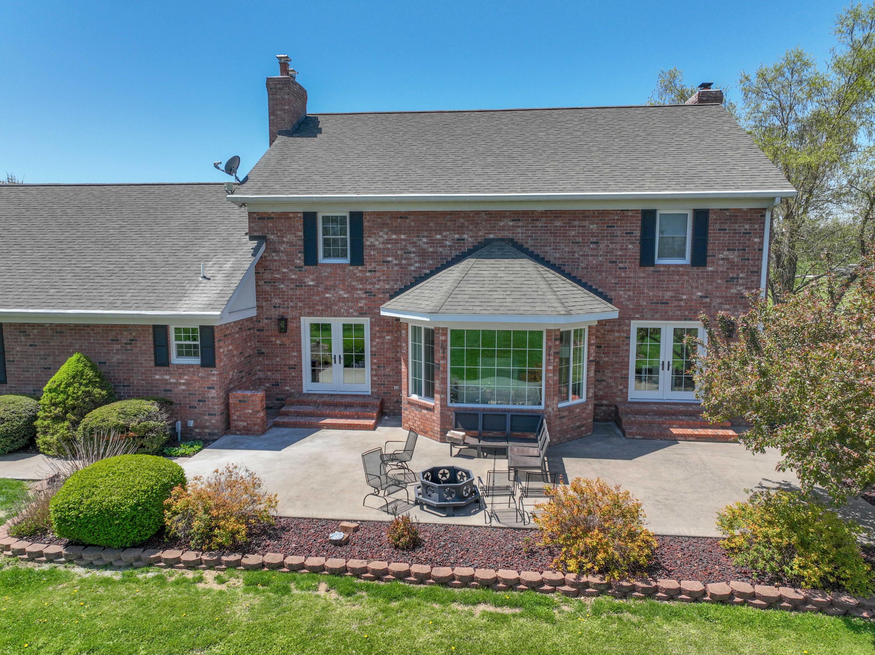 13660 Farm Road 1090 Property Photo 5
