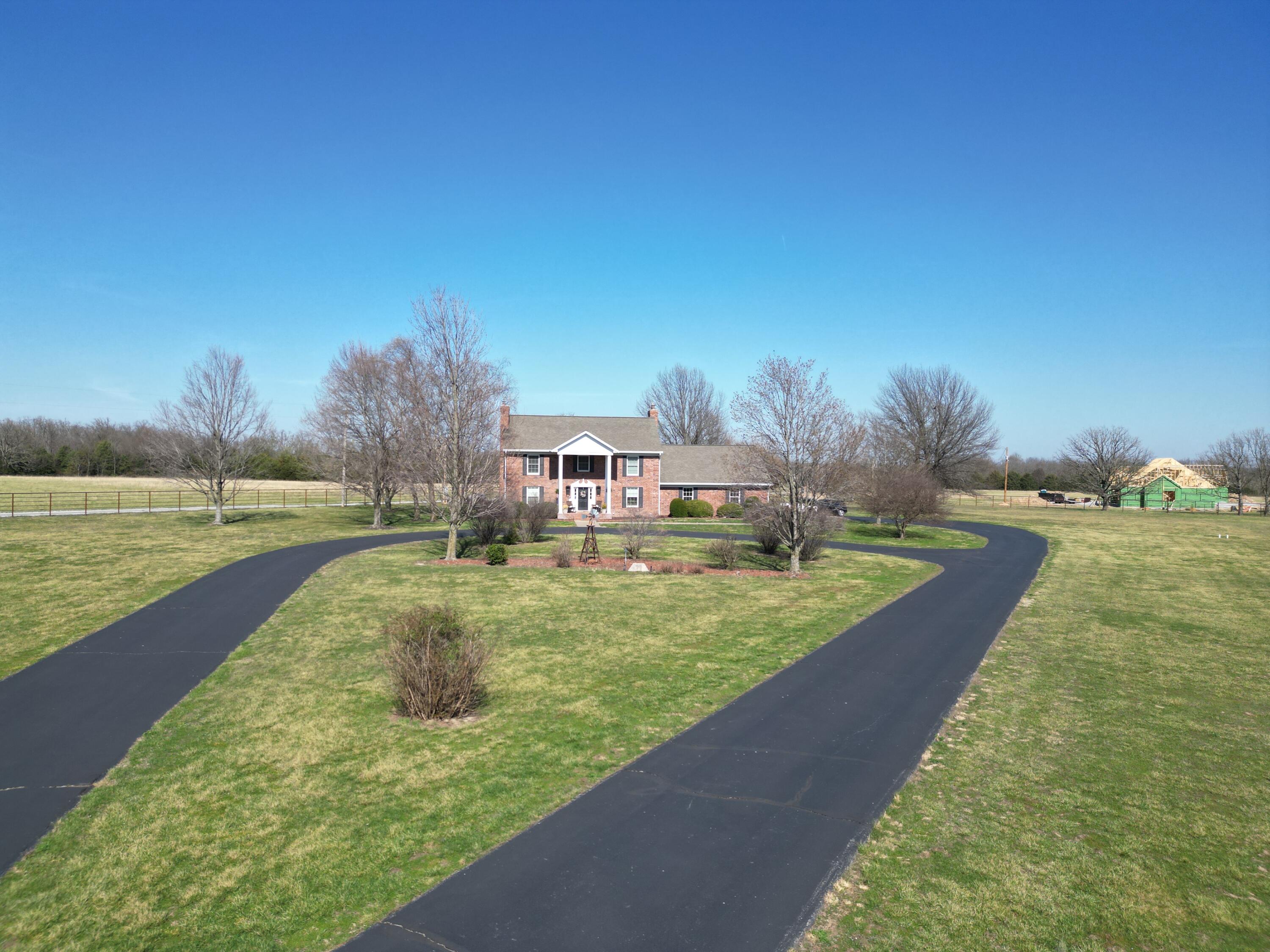 13660 Farm Road 1090 Property Photo 6