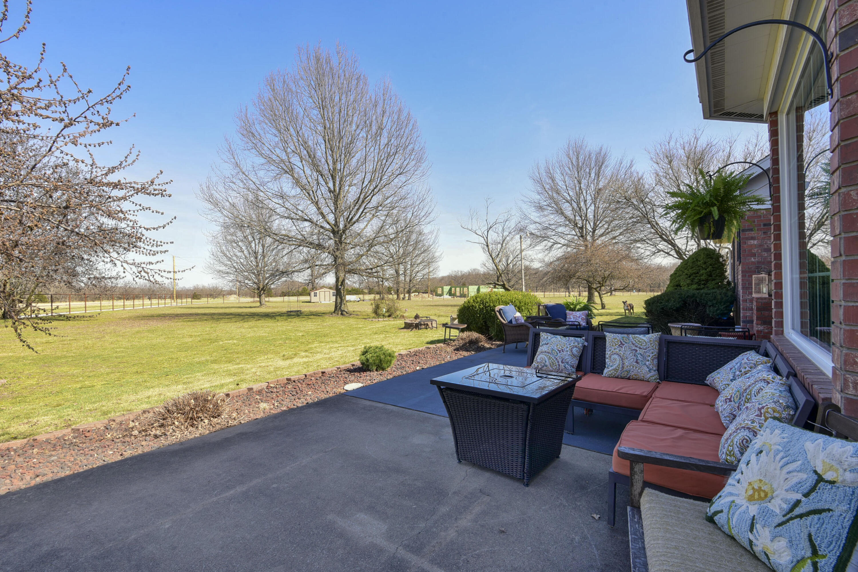 13660 Farm Road 1090 Property Photo 15