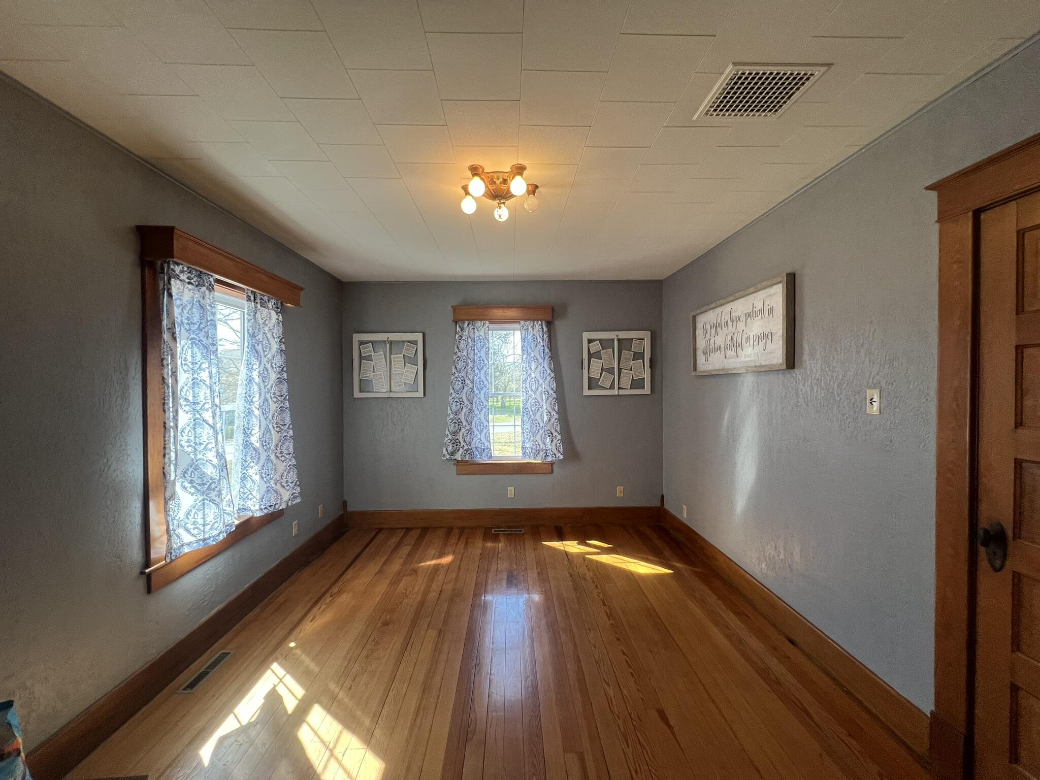 116 Clingan Avenue Property Photo 17