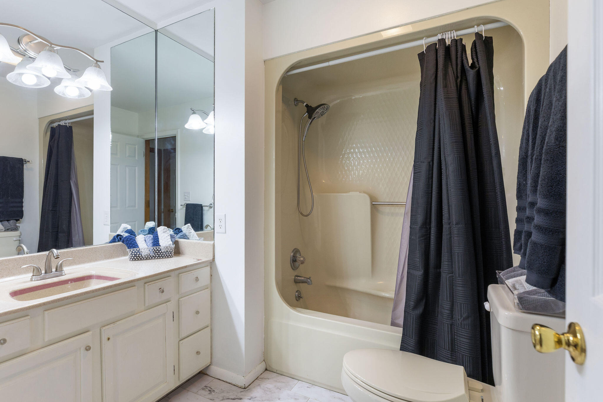 1004 Cliff Drive Property Photo 19