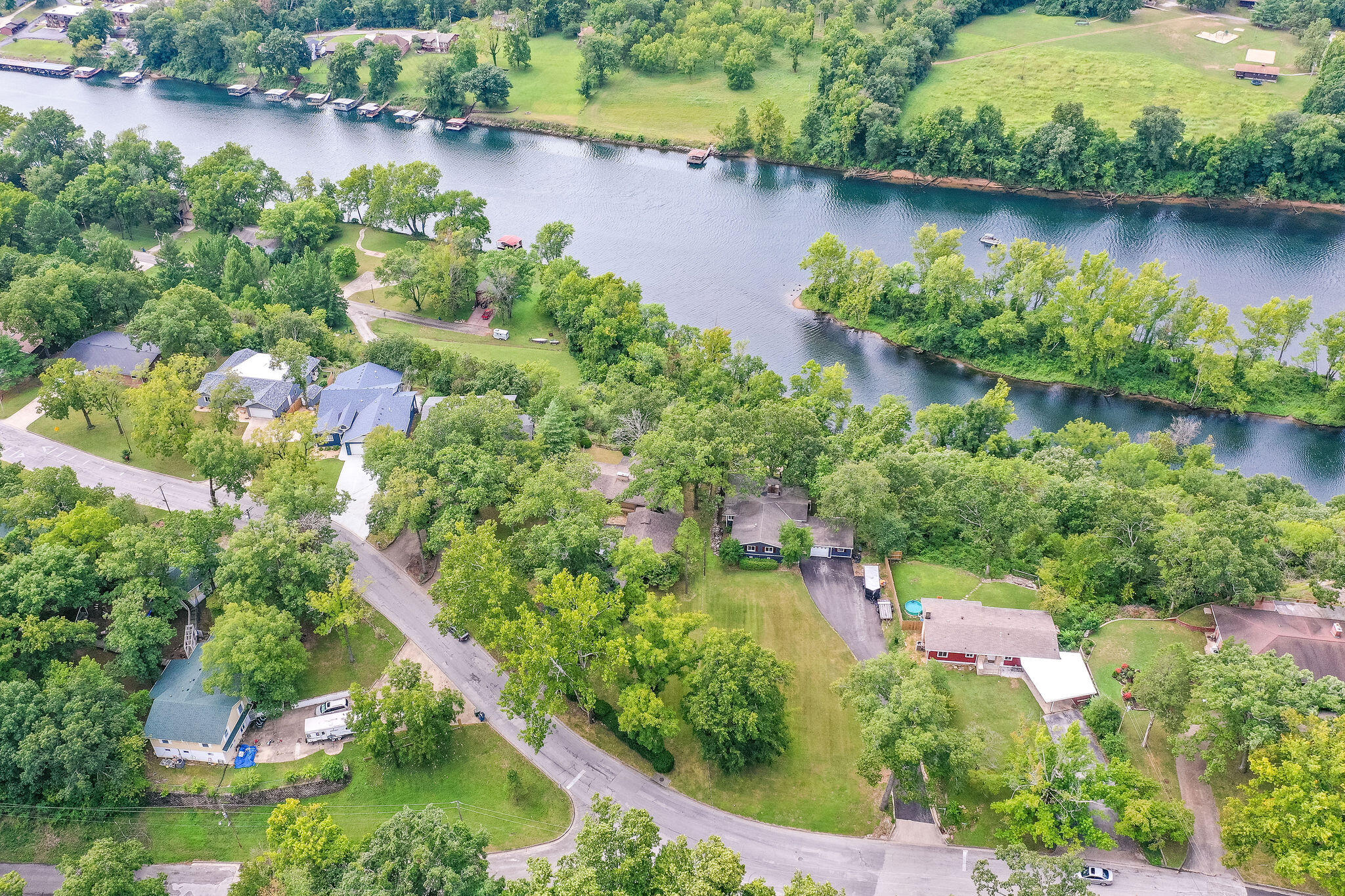 1004 Cliff Drive Property Photo 40