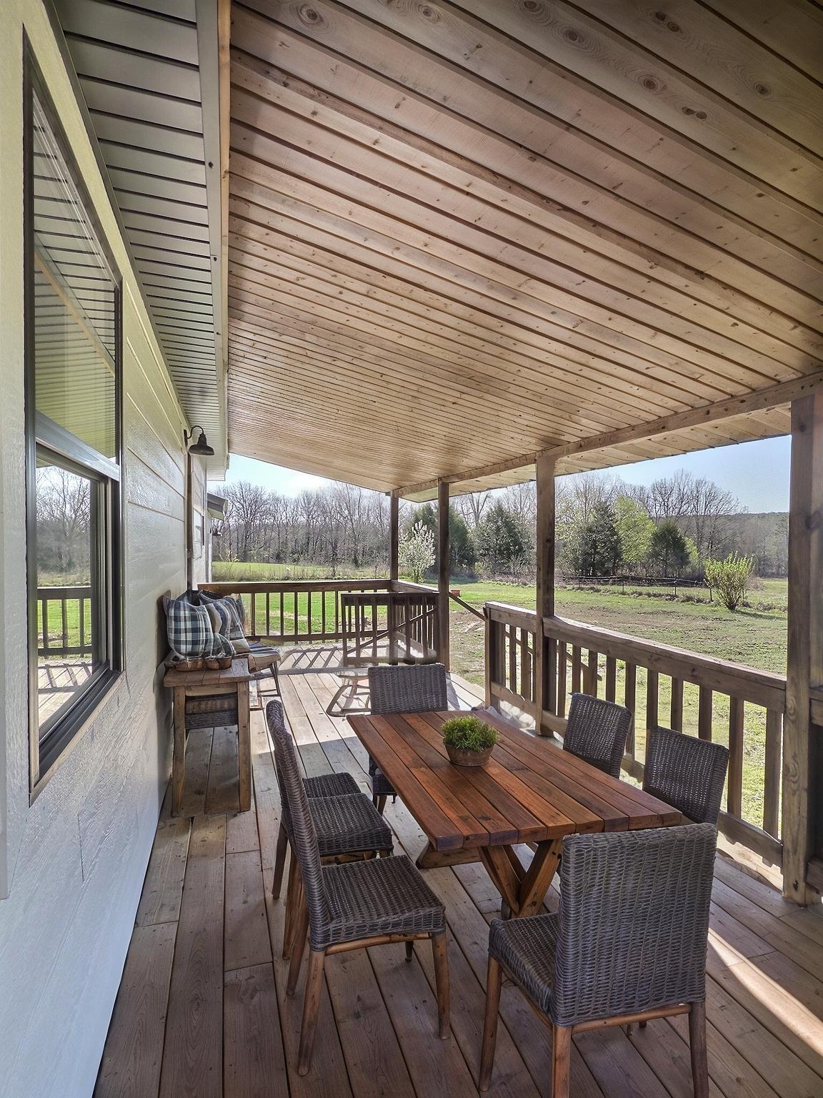 822 County Road 160 A Property Photo 5