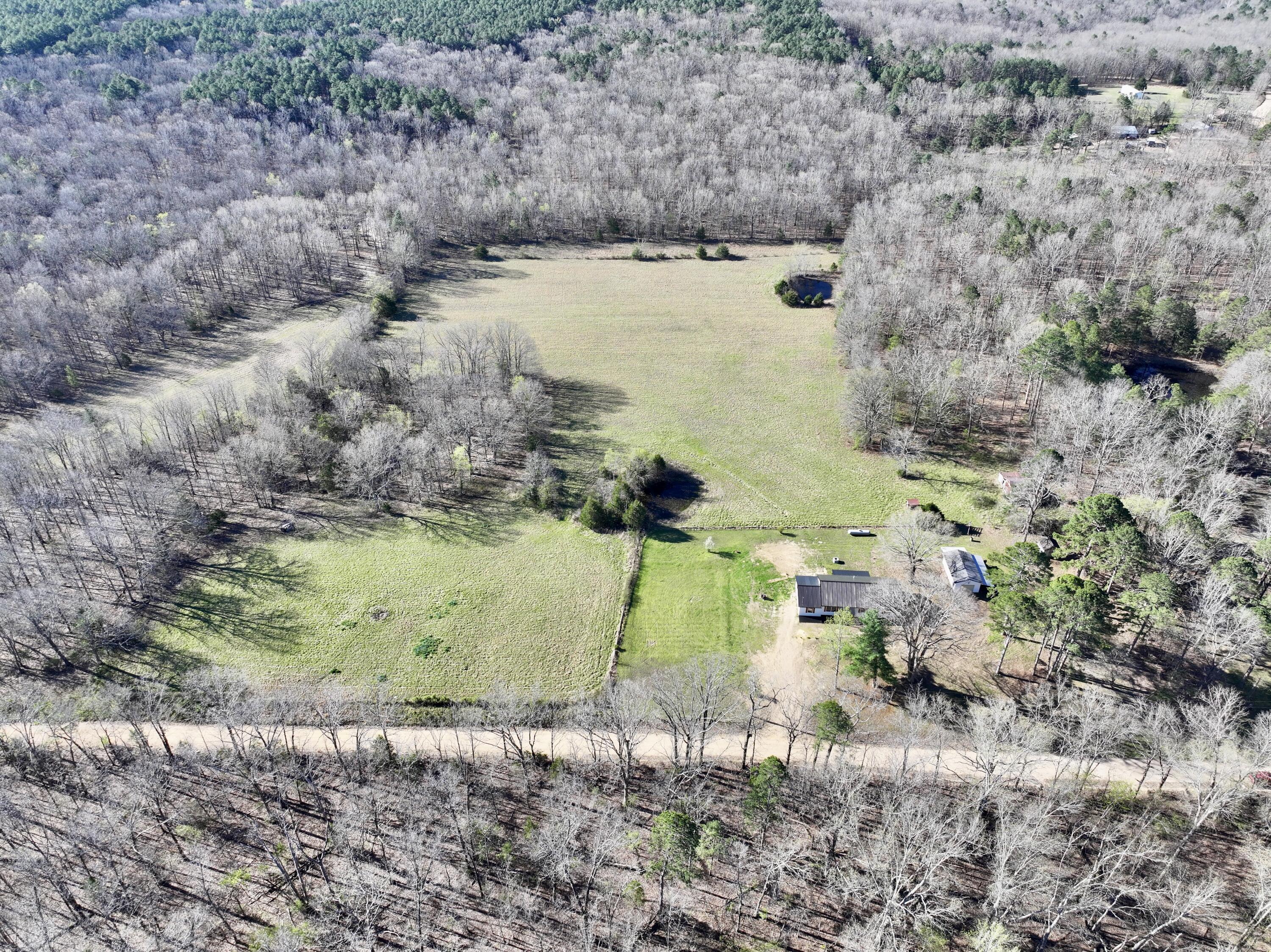 822 County Road 160 A Property Photo 8