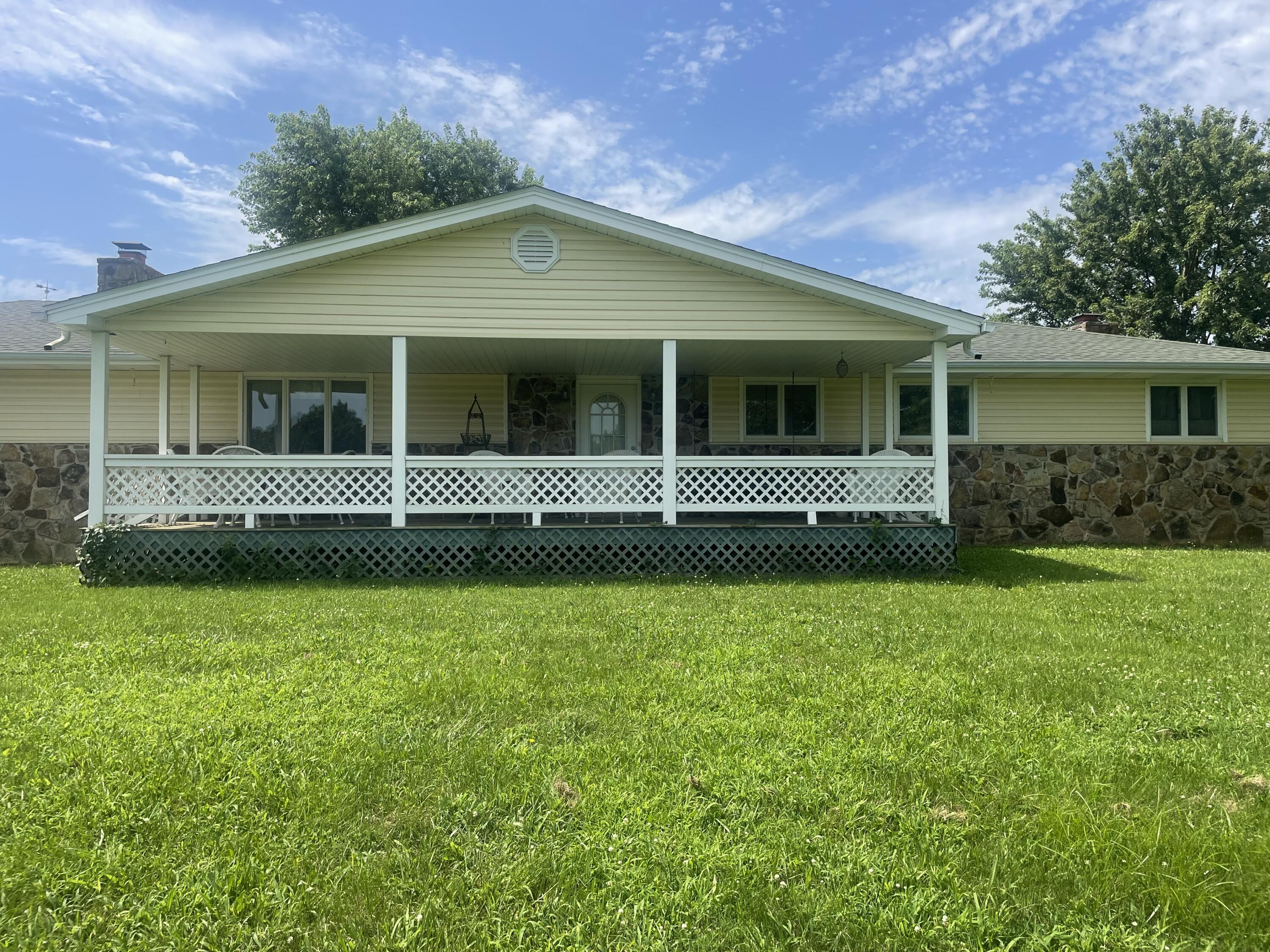 15017 Farm Road 2010 Property Photo 3