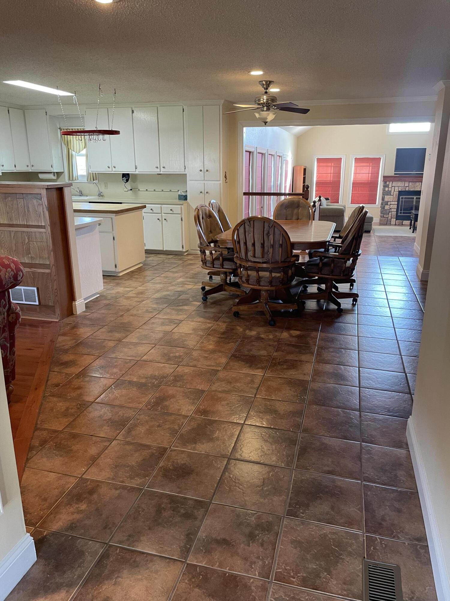 15017 Farm Road 2010 Property Photo 8