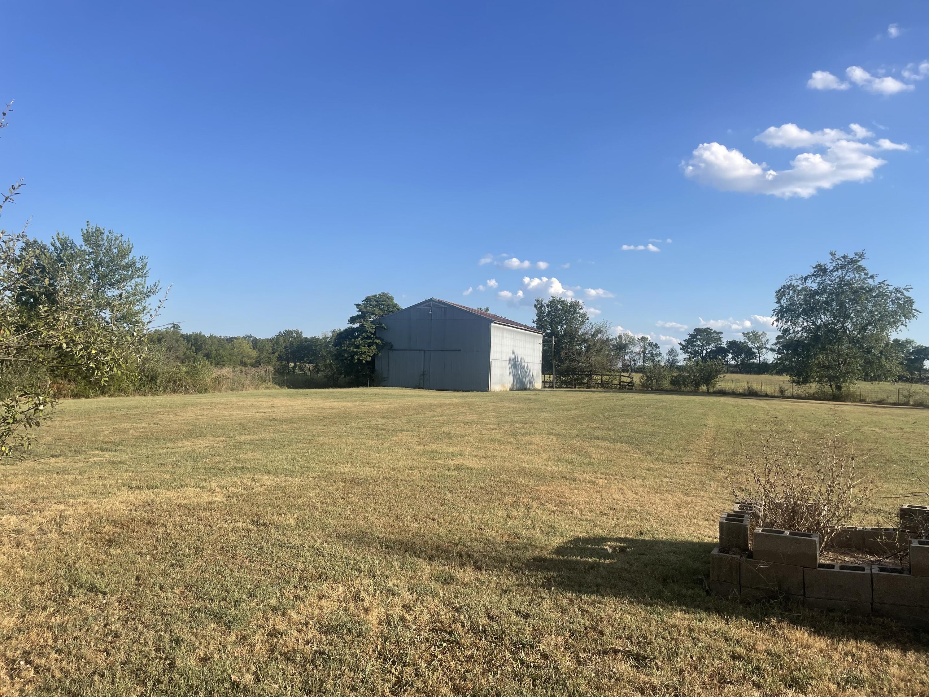 15017 Farm Road 2010 Property Photo 44